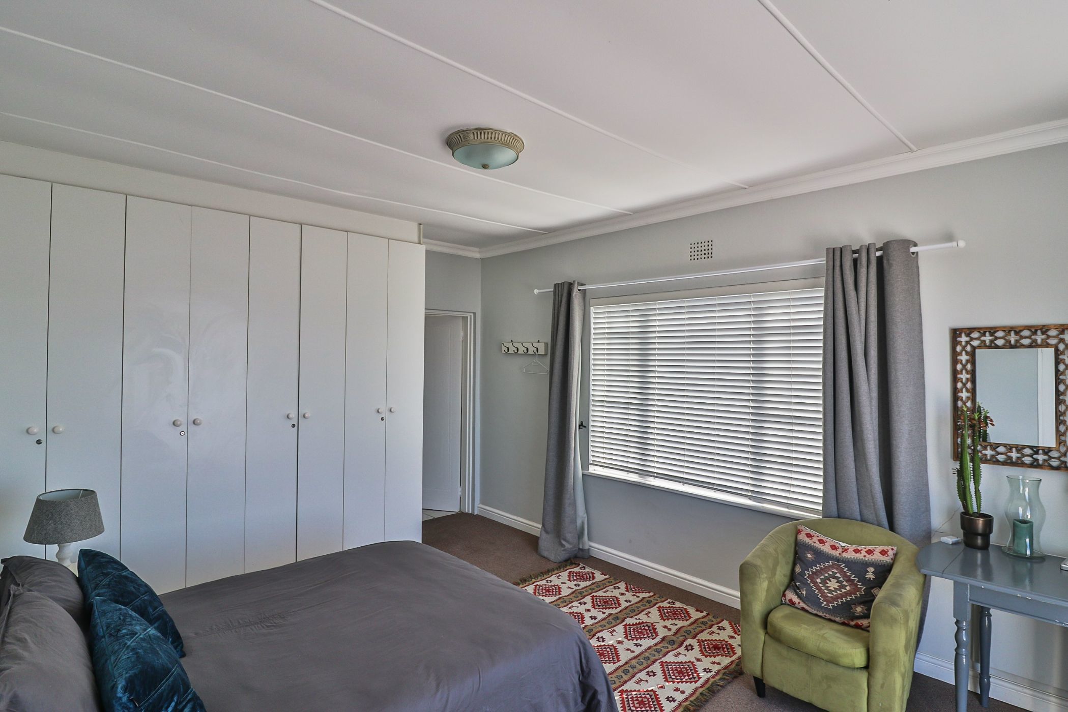 6 Bedroom Beachfront Villa For Sale Sandbaai ON1600496 Pam