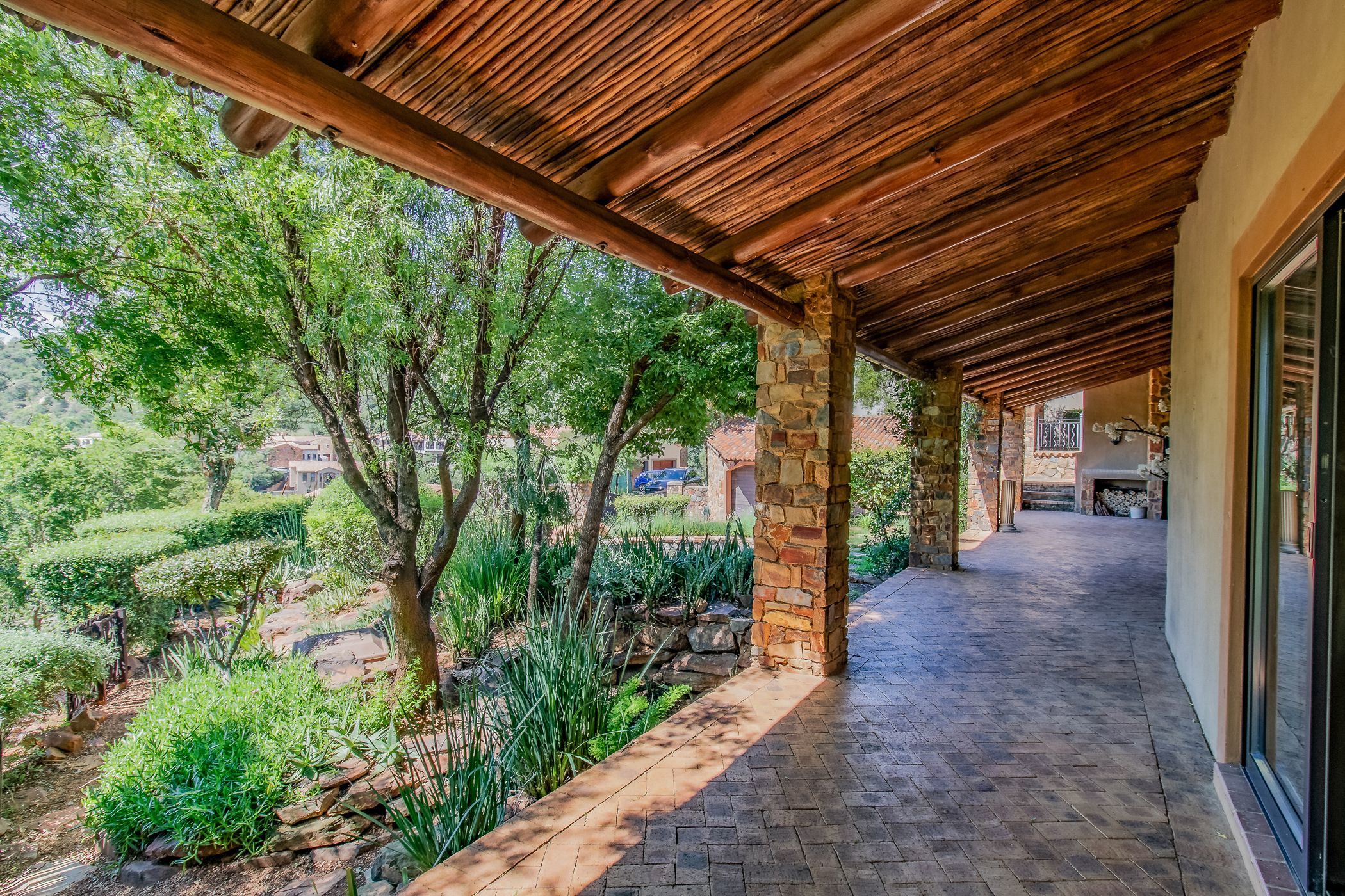 3 Bedroom Security Estate Home For Sale Estate D Afrique 1HR1157007