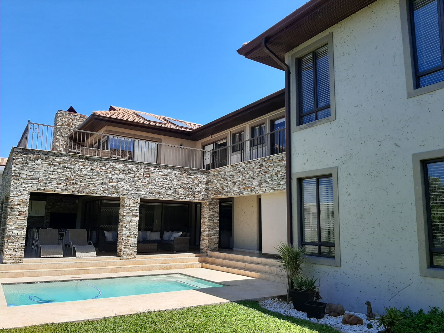 6 bedroom house for sale in Izinga
