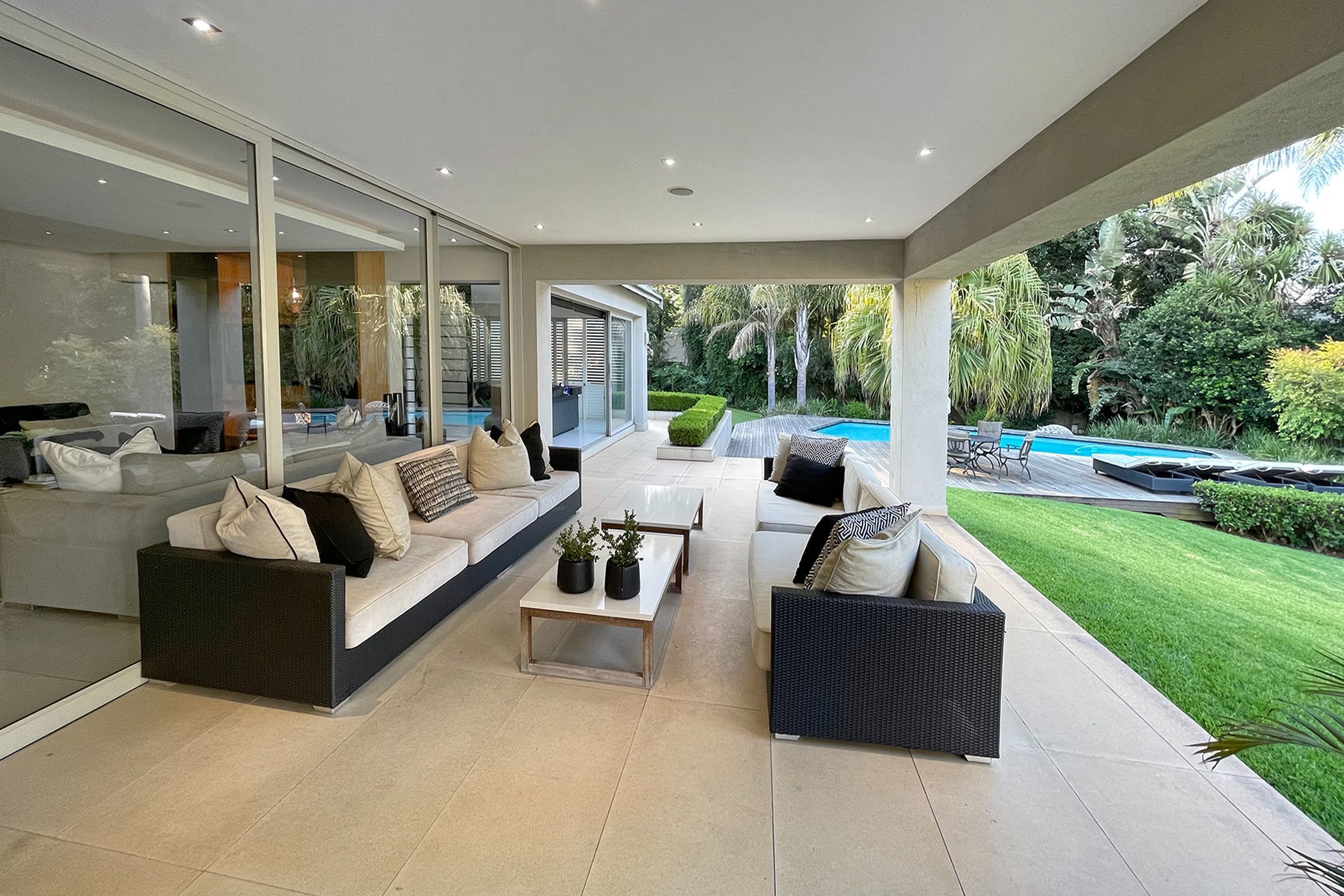 5 Bedroom House For Sale Sandown (Sandton) HP1603531 Pam Golding