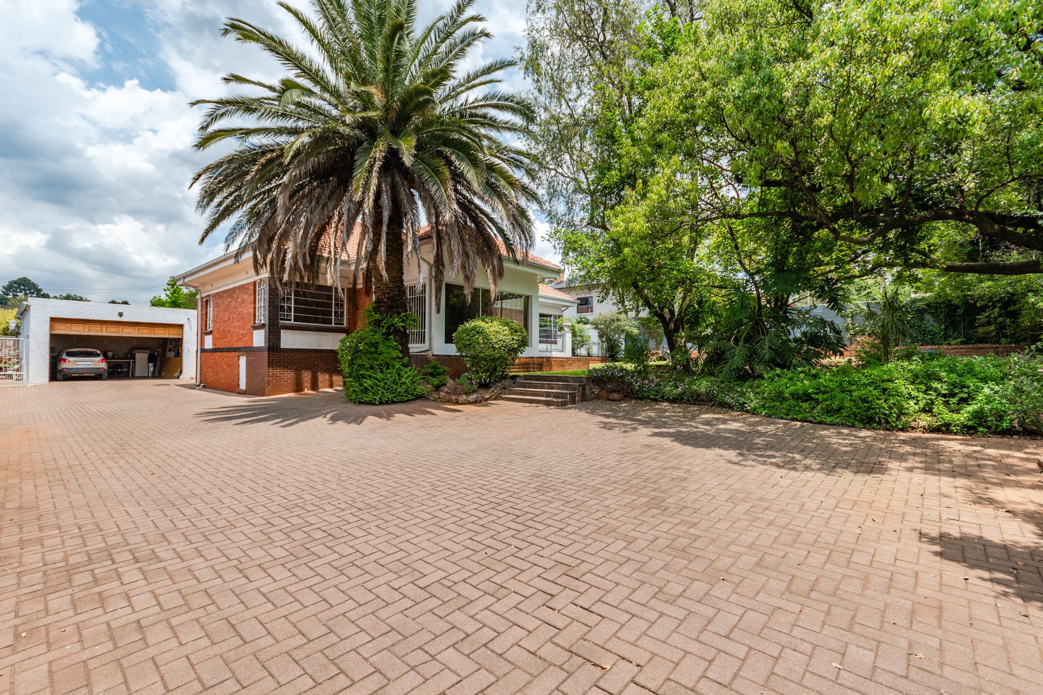 3 Bedroom House For Sale Linden HP1599939 Pam Golding Properties