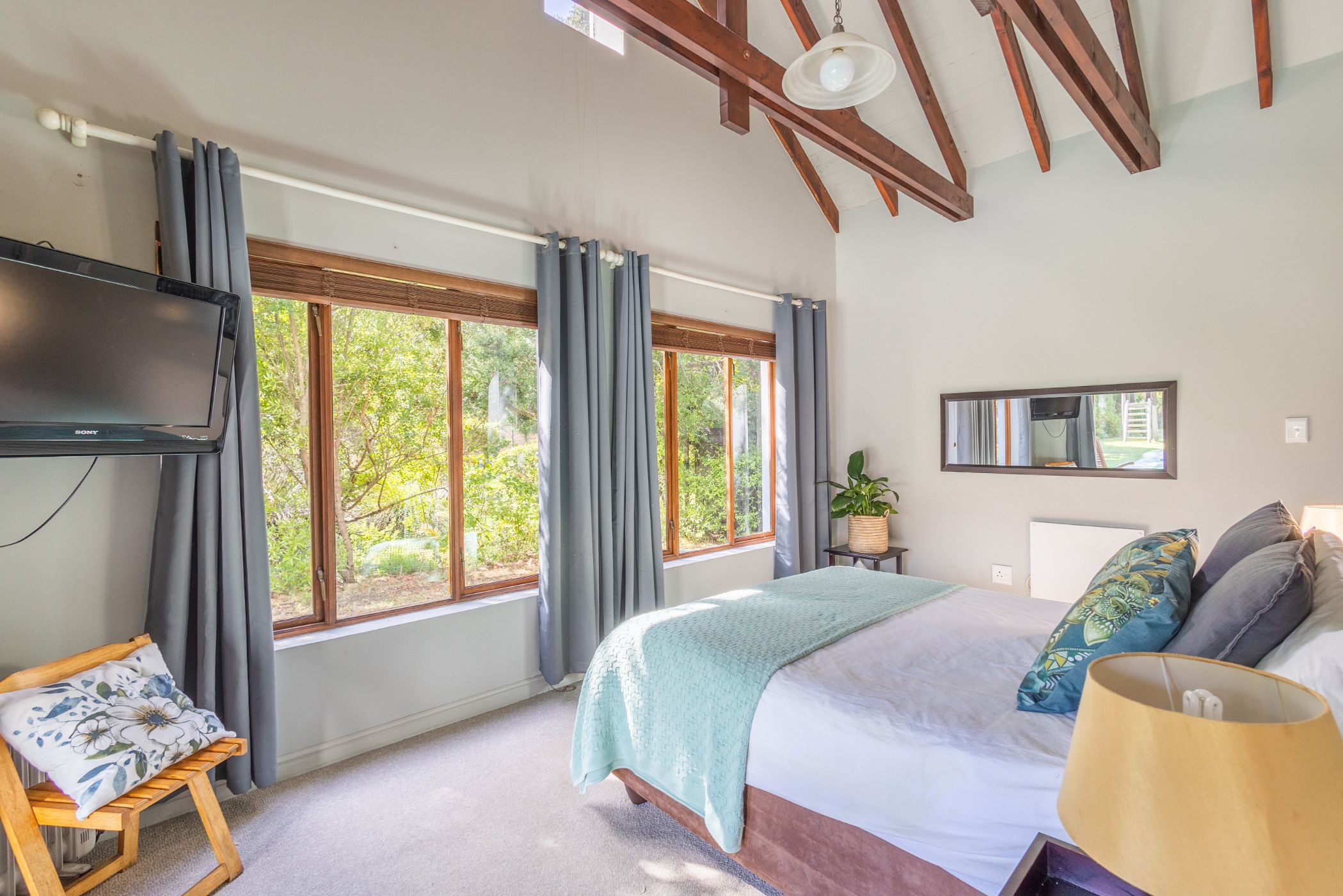 3 Bedroom House For Sale Brenton on Lake 1KG1592532 Pam Golding