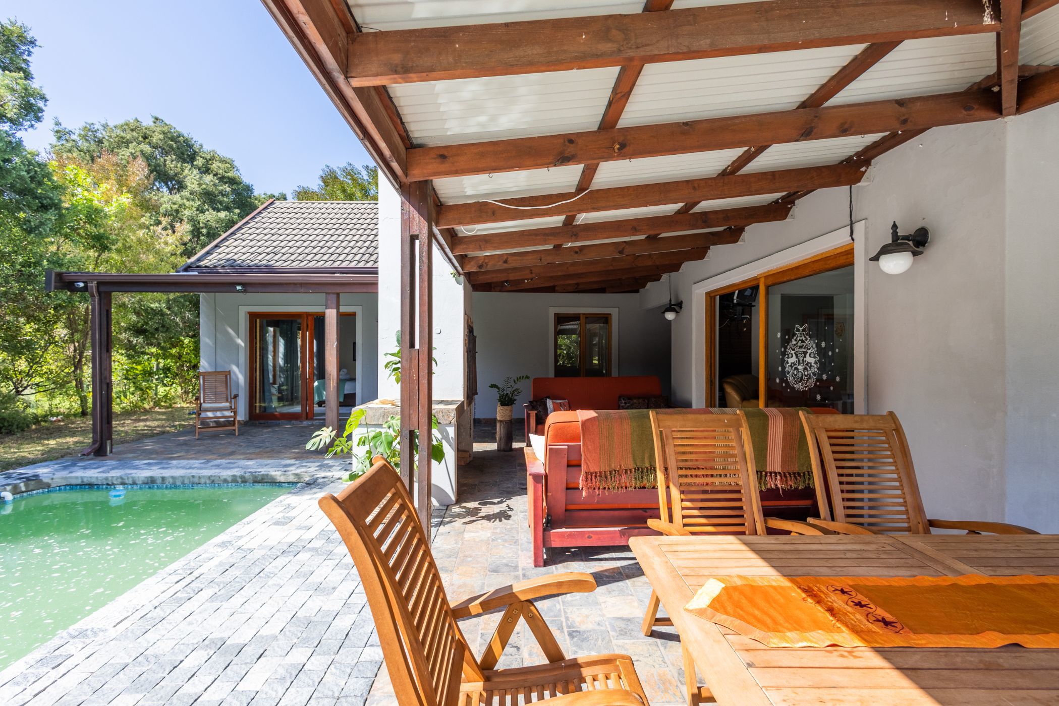 3 Bedroom House For Sale Brenton on Lake 1KG1592532 Pam Golding