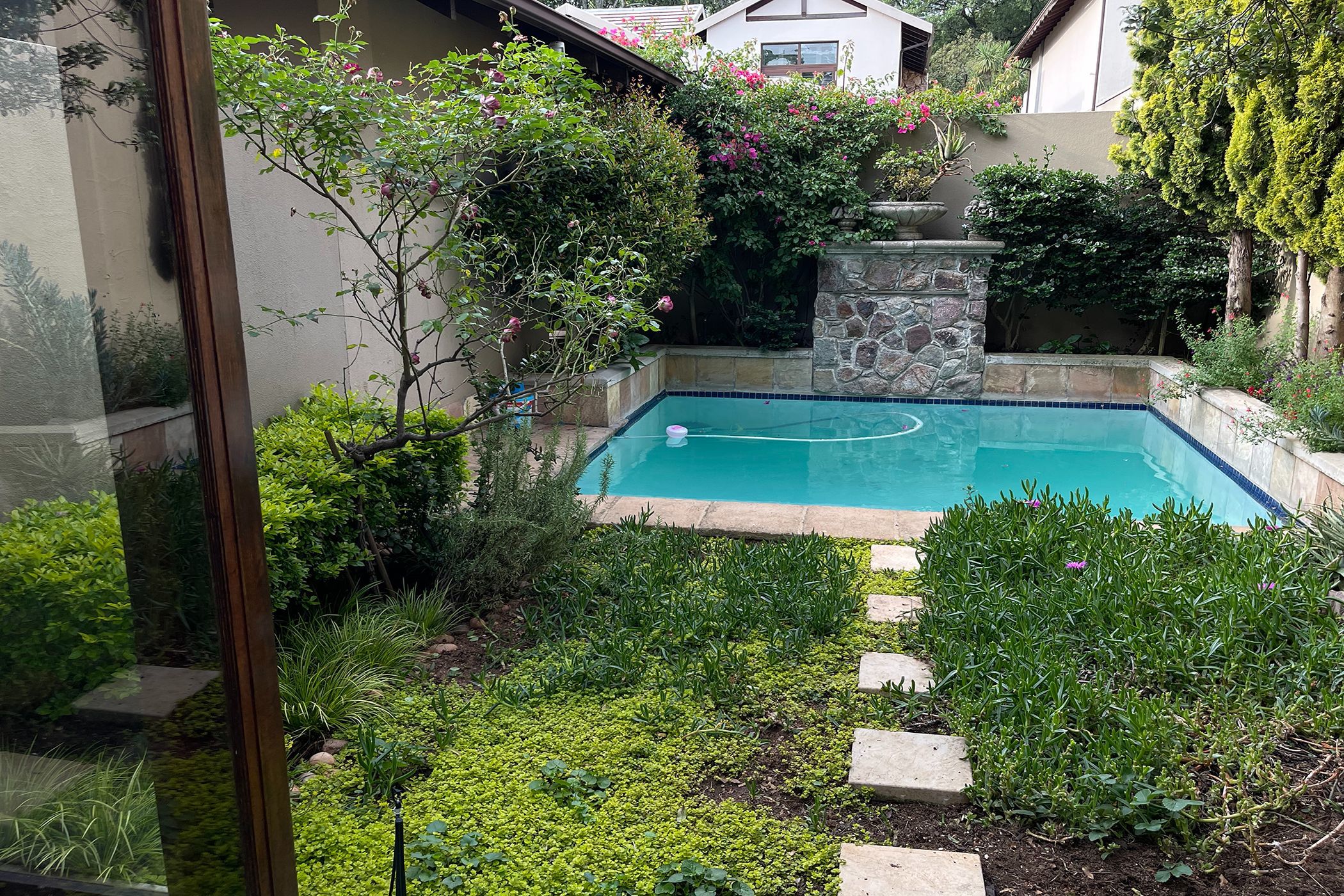 4 Bedroom Cluster House For Sale Hyde Park (Sandton) HP1602783