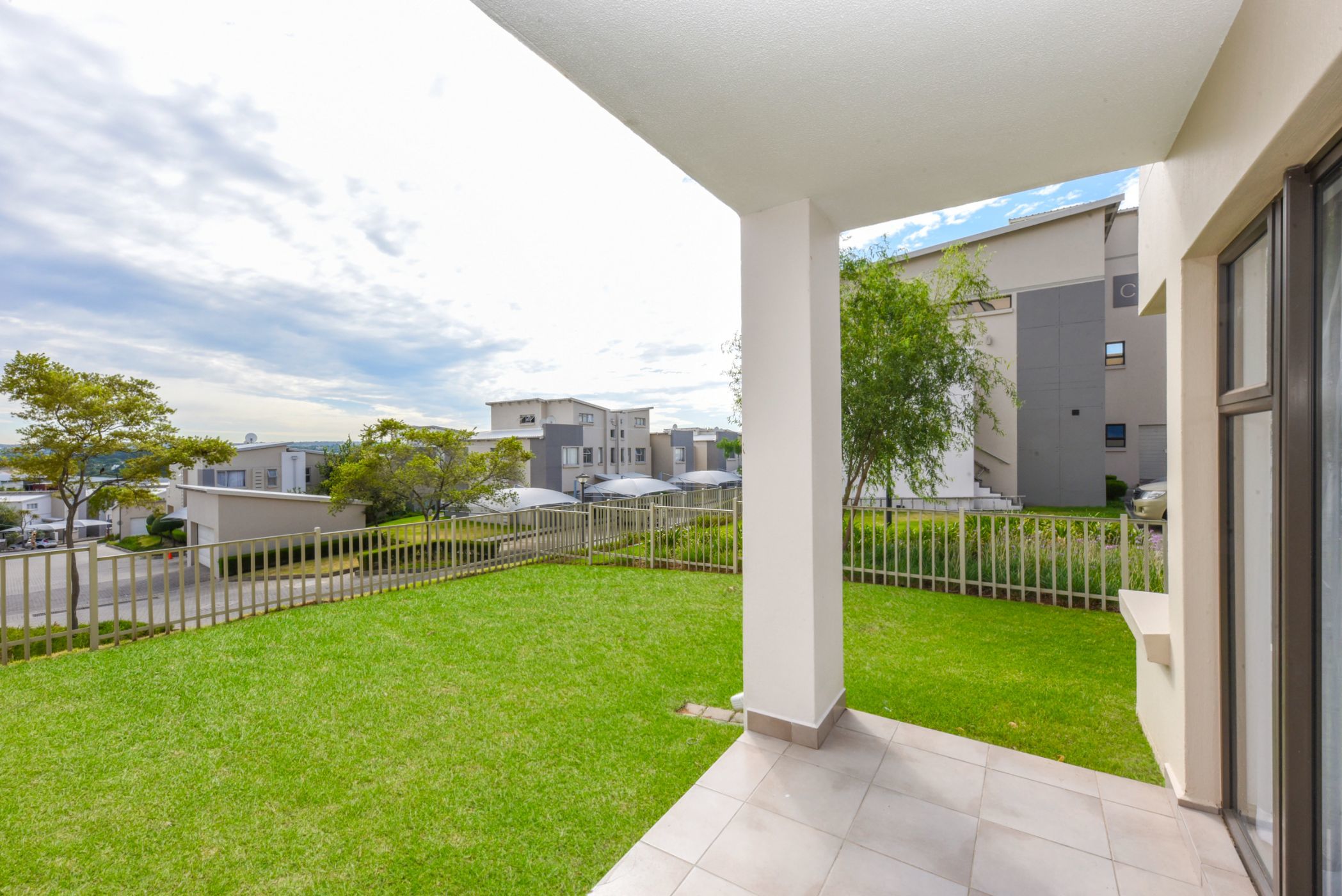 3 Bedroom Apartment For Sale Beverley FW1601485 Pam Golding