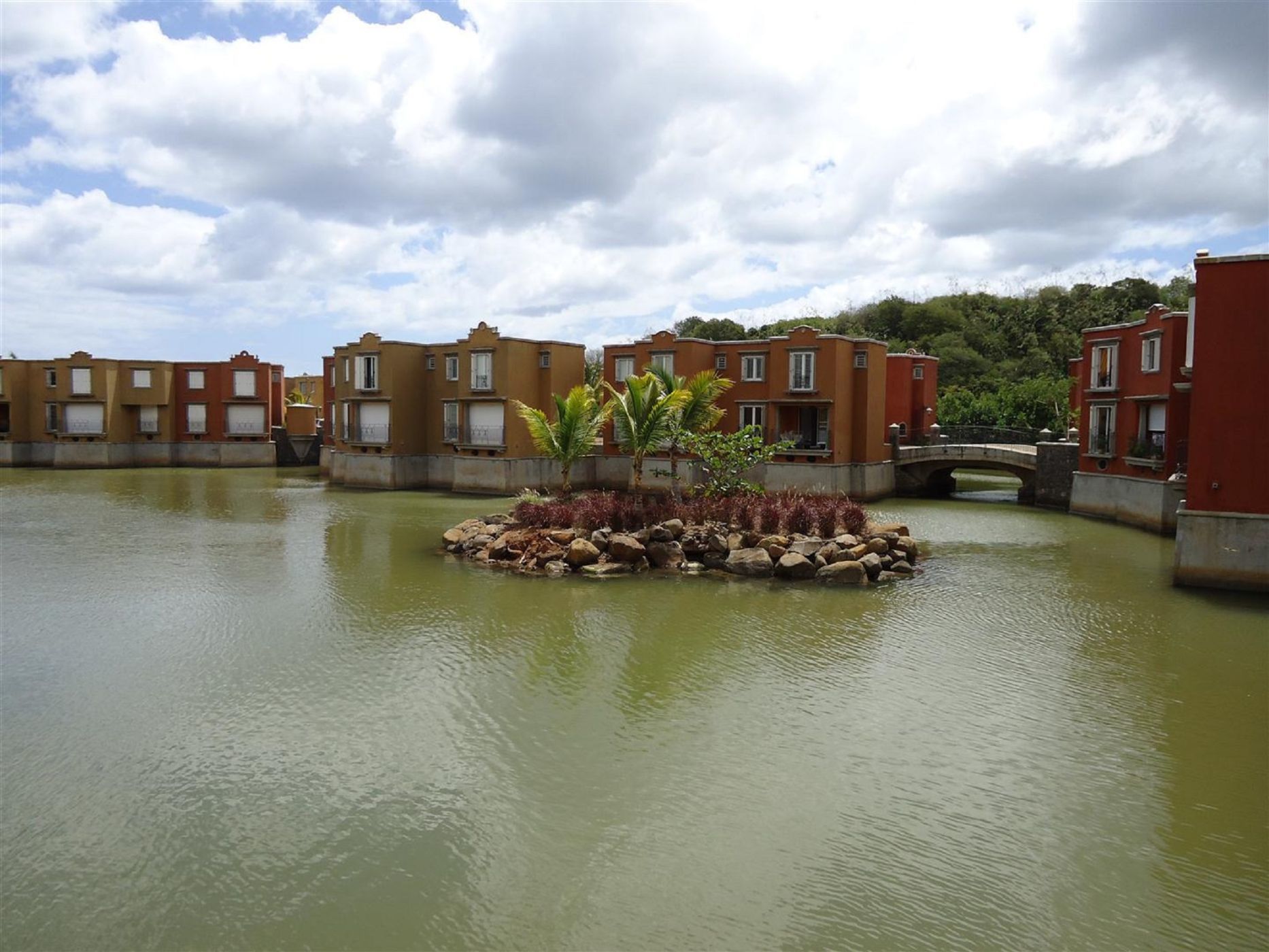 2 Bedroom Apartment For Sale Baie du Tombeau (Mauritius) MPR1602628