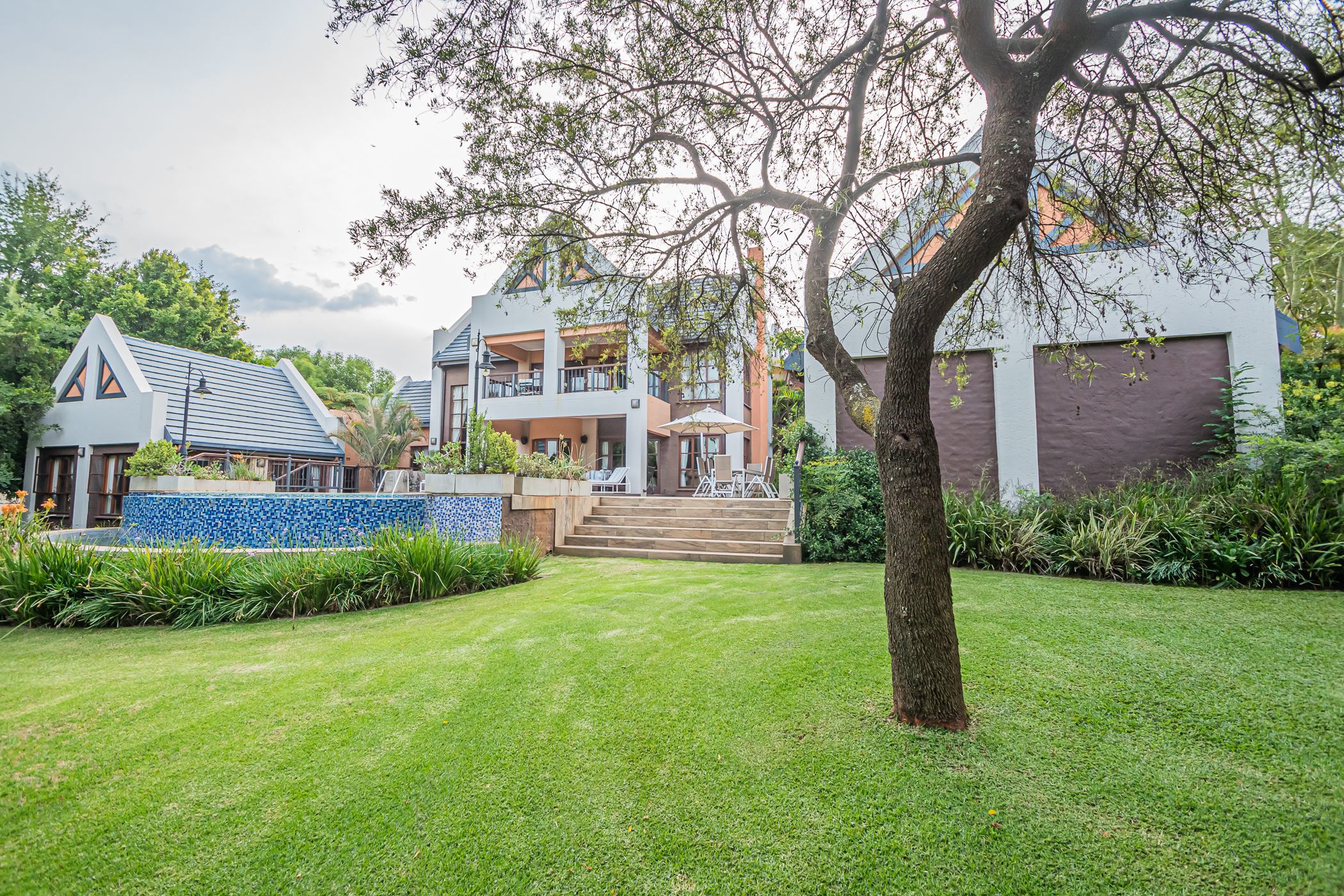 5 bedroom house for sale in Mooikloof Equestrian Estate