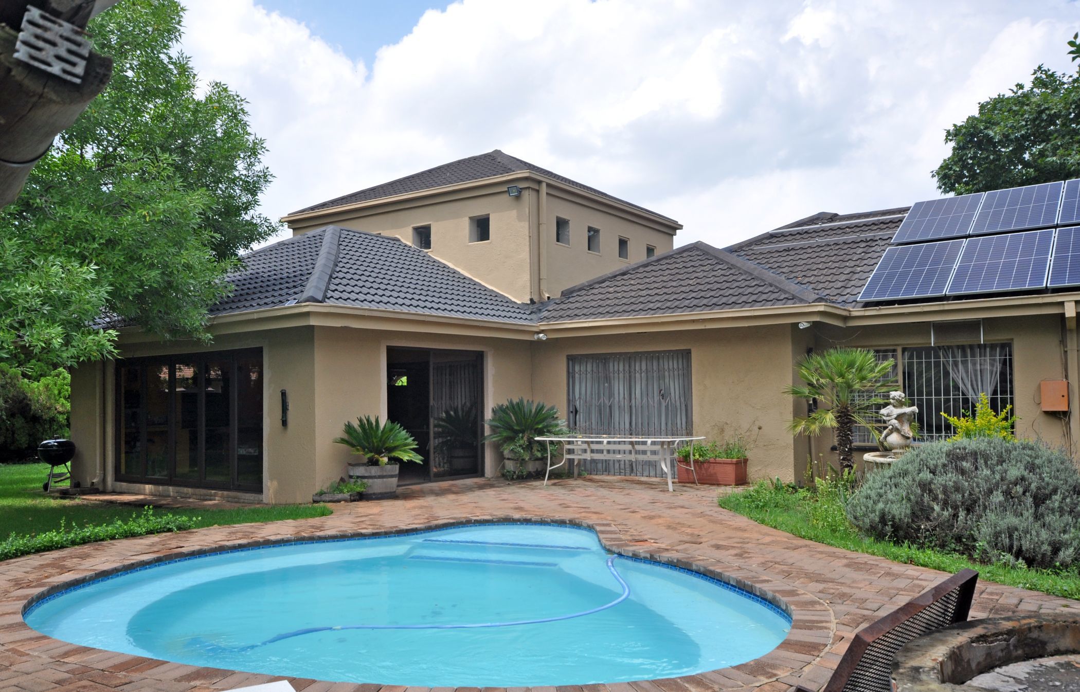 3 Bedroom House For Sale Three Rivers East 1VT1603264 Pam Golding