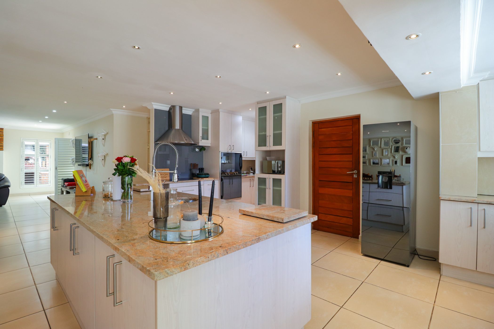 6 Bedroom Singlestorey House For Sale Protea Heights 1BC1603785