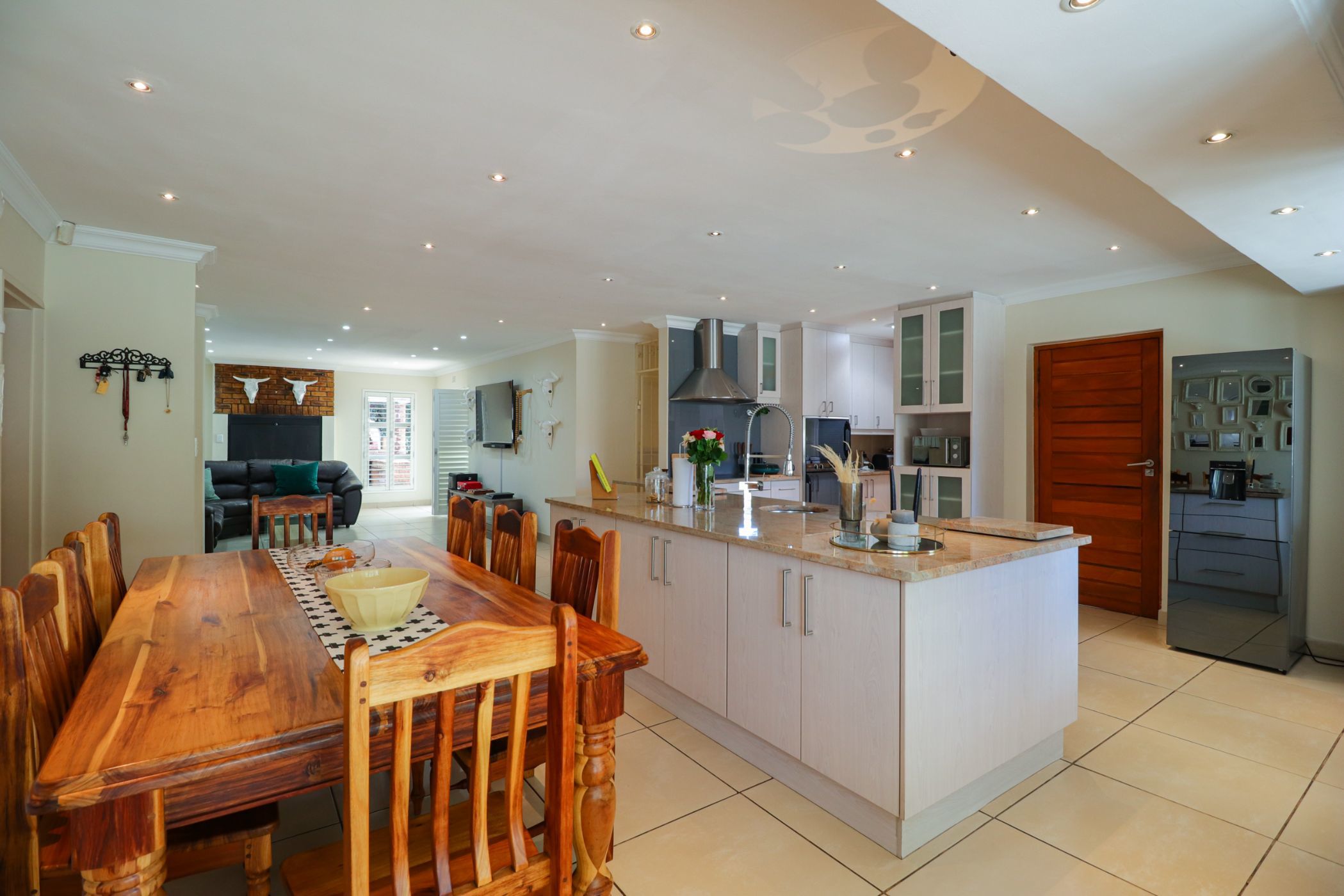 6 Bedroom Singlestorey House For Sale Protea Heights 1BC1603785