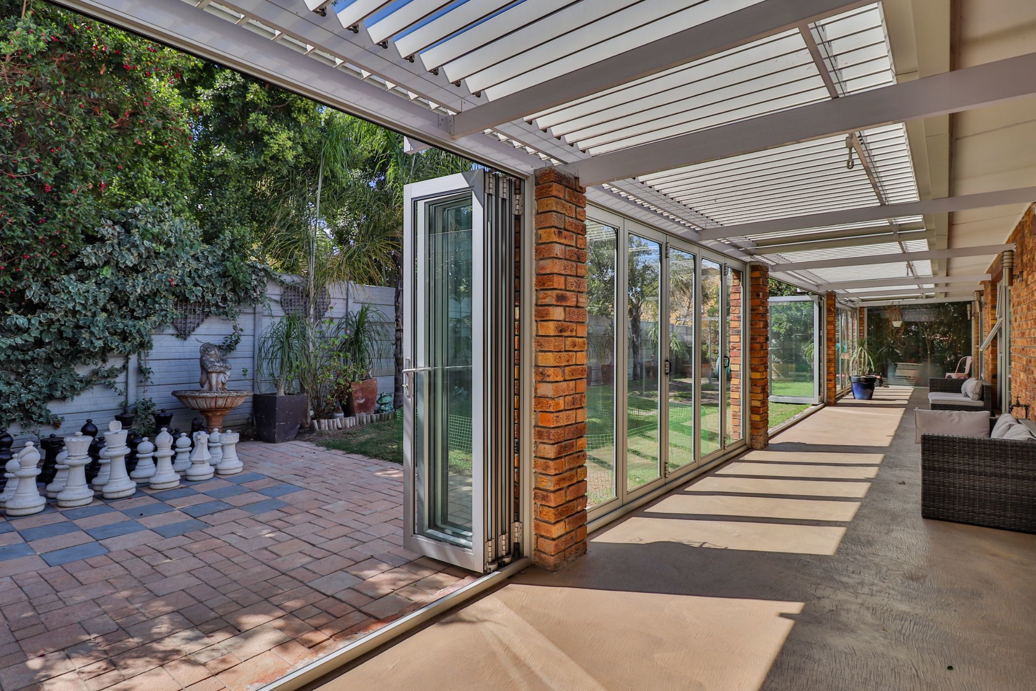 6 Bedroom Singlestorey House For Sale Protea Heights 1BC1603785