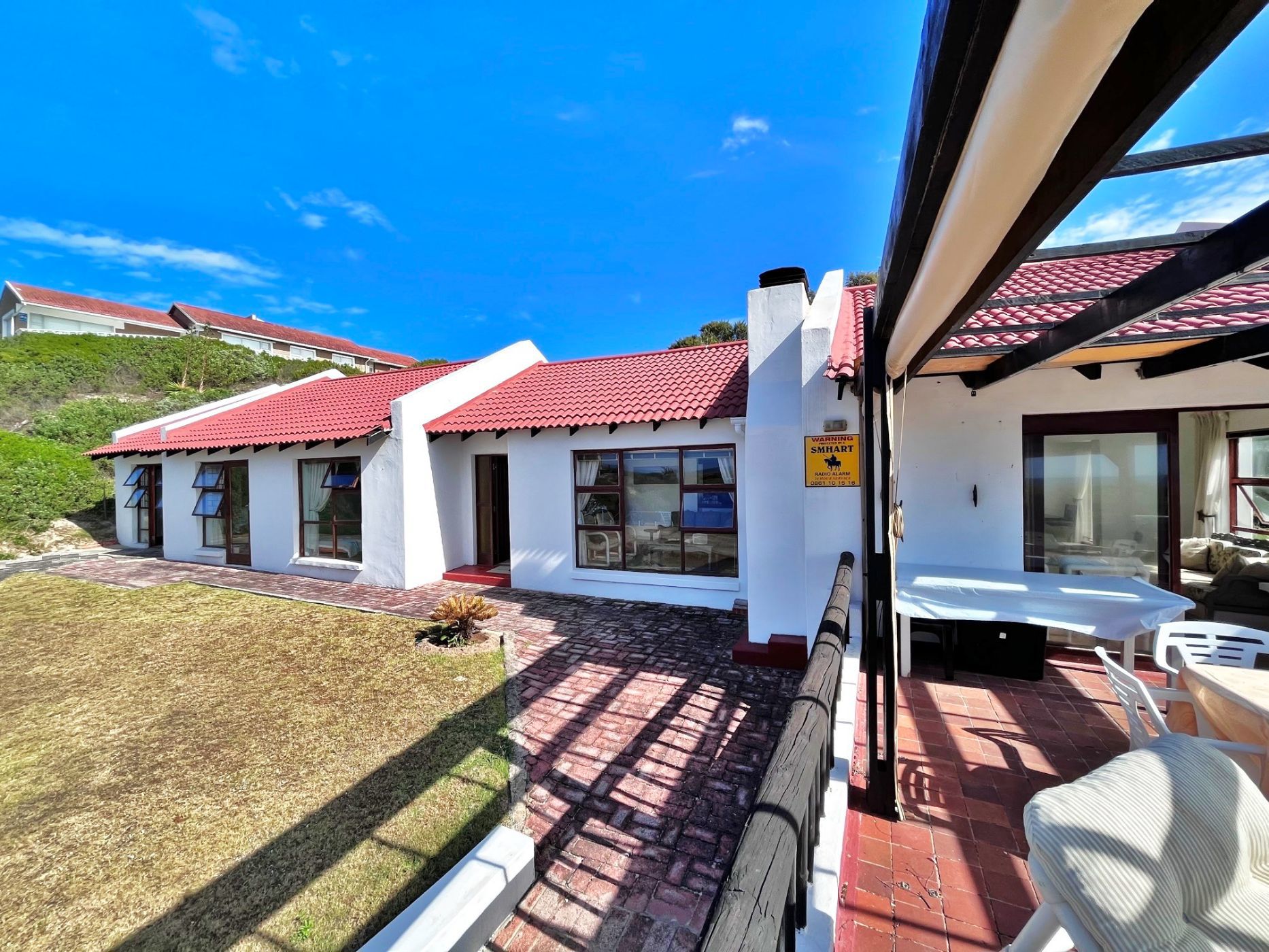6 Bedroom House For Sale Paradise Beach (Jeffreys Bay) 1JF1154782