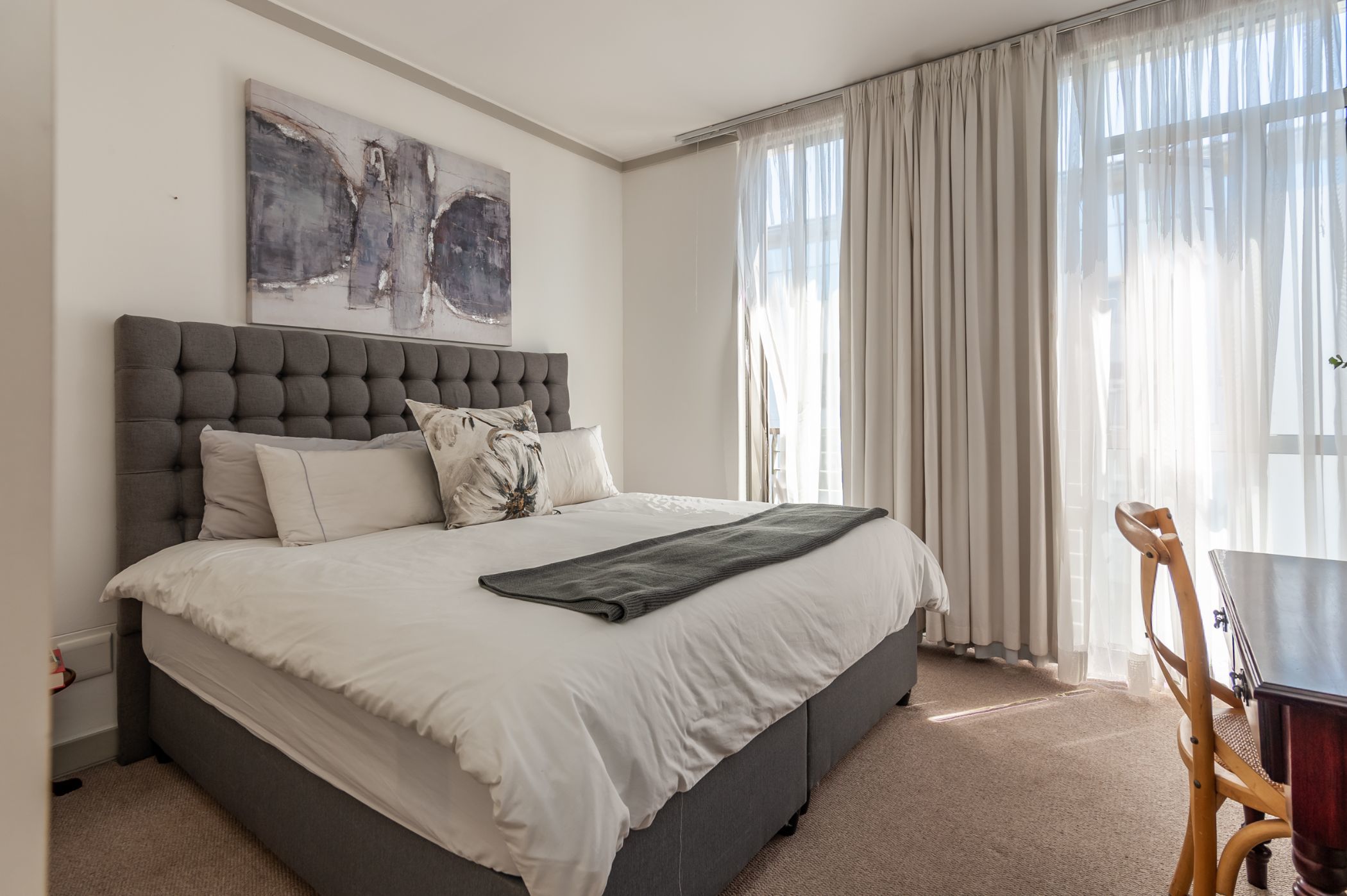 2 Bedroom Apartment For Sale Claremont (Cape Town) KW1604776 Pam