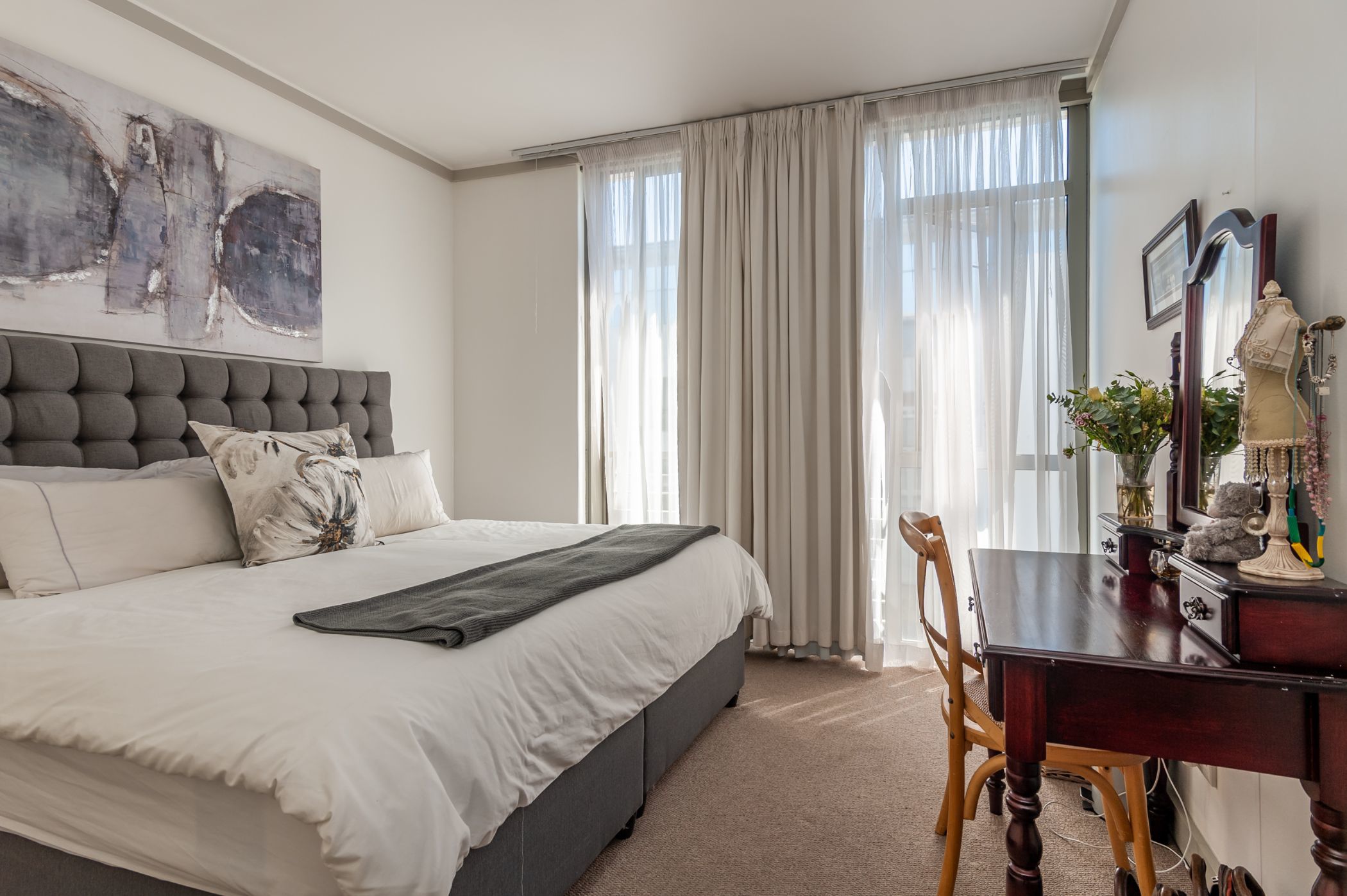 2 Bedroom Apartment For Sale Claremont (Cape Town) KW1604776 Pam