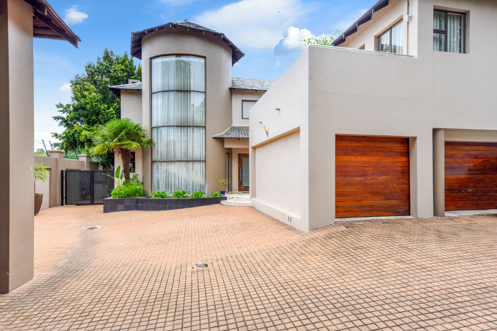 5 Bedroom Doublestorey Cluster For Sale Bryanston HP1601520 Pam