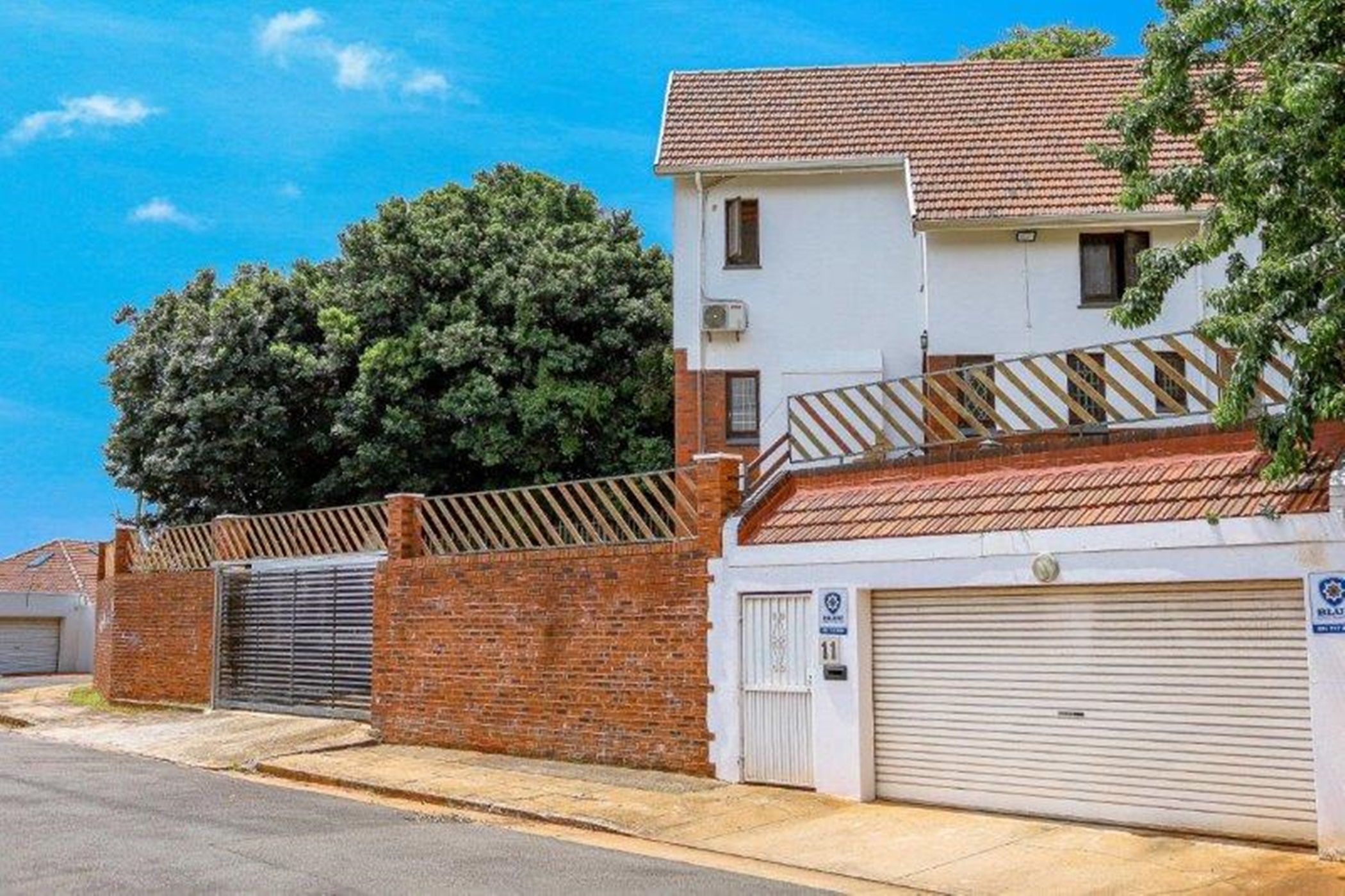 4 Bedroom House For Sale Glenwood (Durban) 1DA1601402 Pam Golding