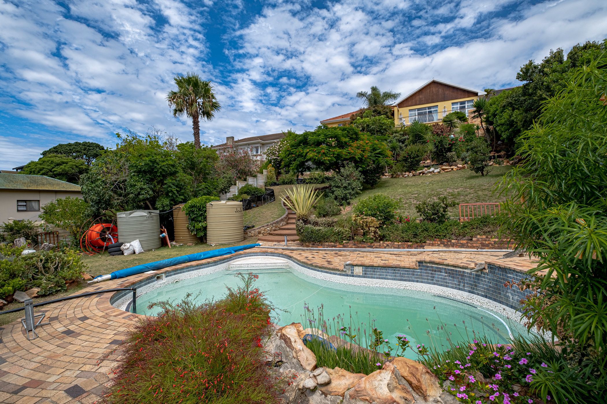 5 Bedroom House For Sale Mount Croix 1PLZ1600359 Pam Golding