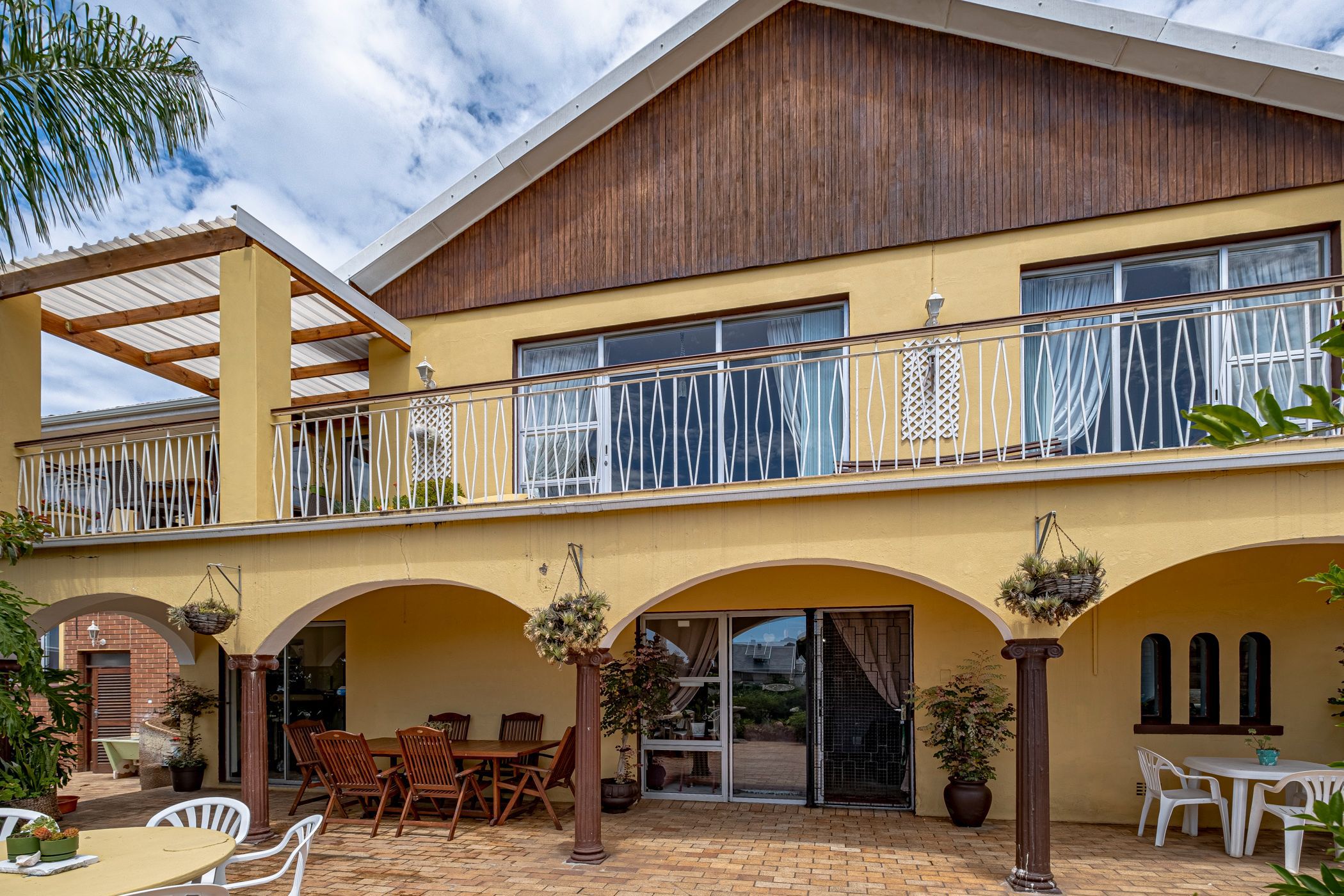 5 Bedroom House For Sale Mount Croix 1PLZ1600359 Pam Golding