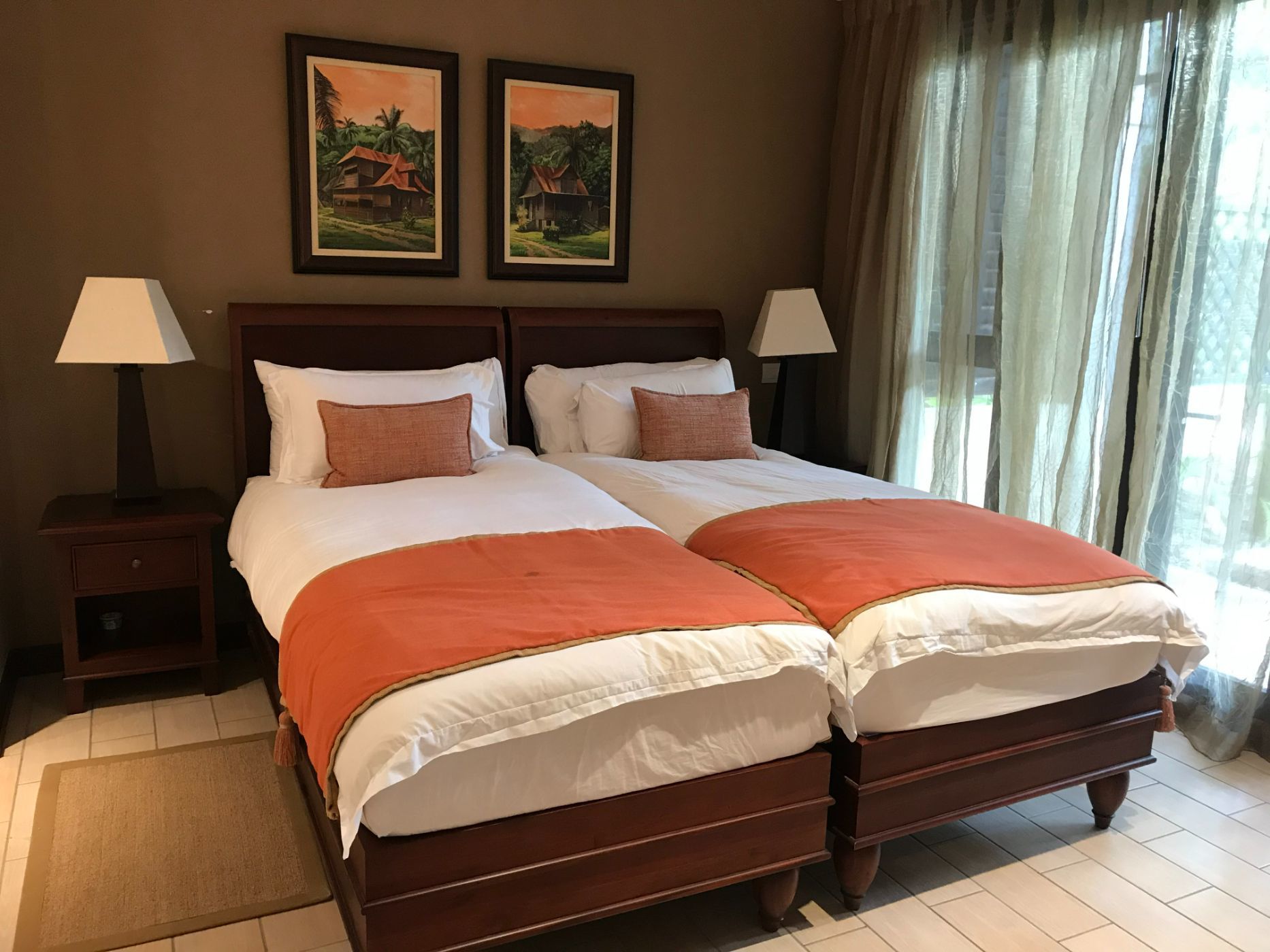 2 Bedroom Apartment For Sale Eden Island (Seychelles) IHO1289822