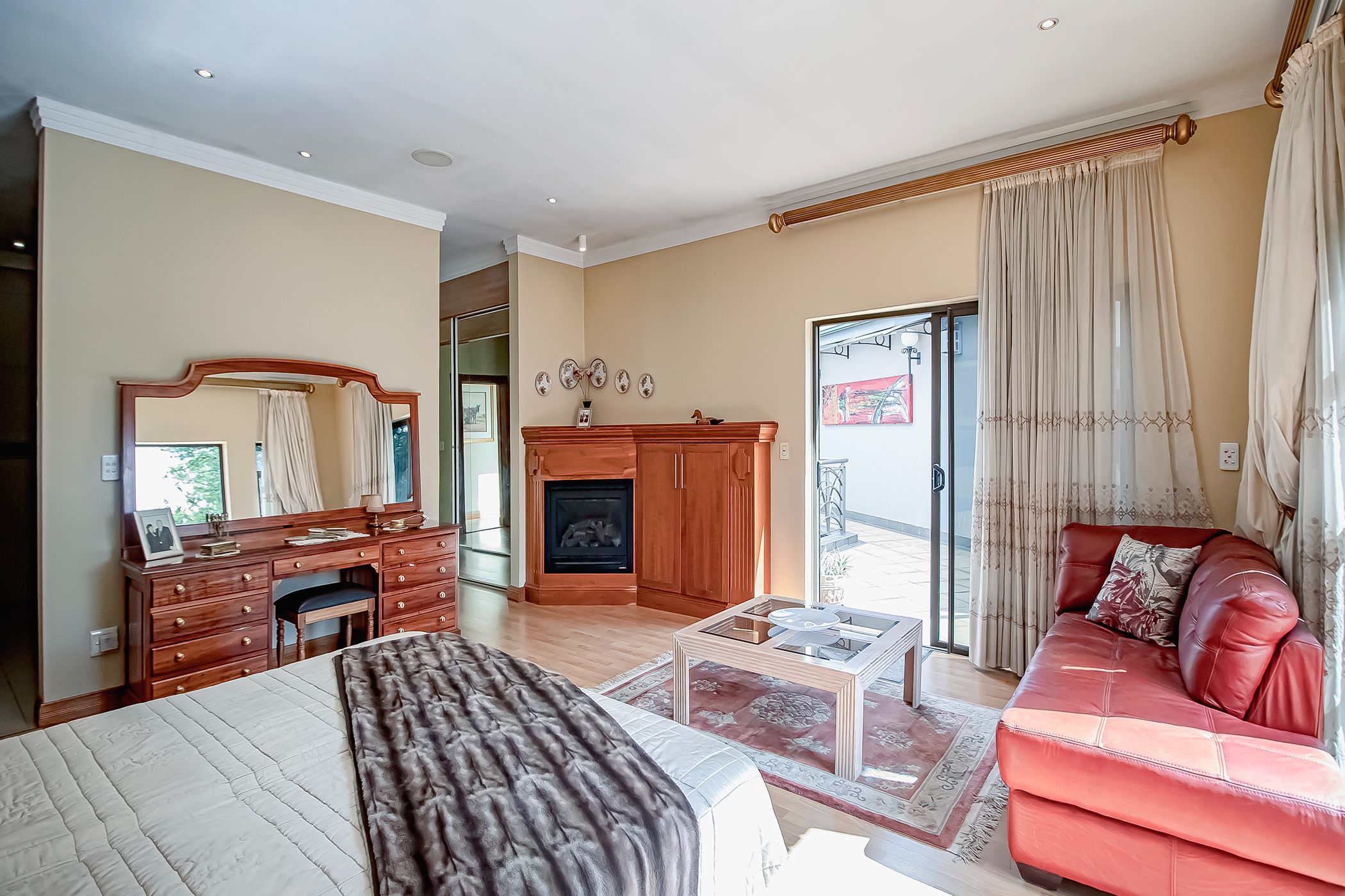 4 Bedroom House For Sale Southdowns Estate CN1603410 Pam Golding