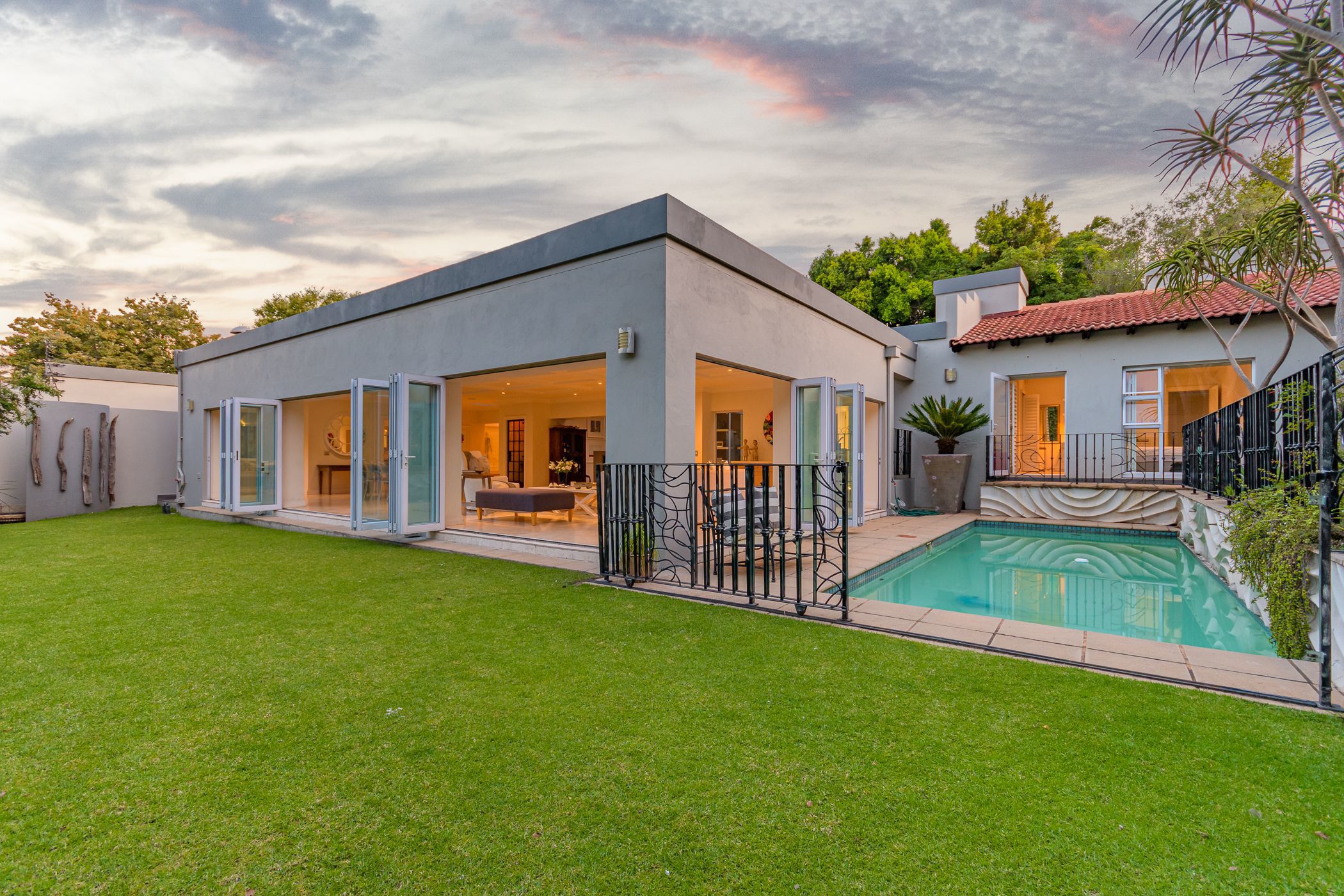 4 Bedroom House For Sale Morningside (Sandton) HP1603461 Pam