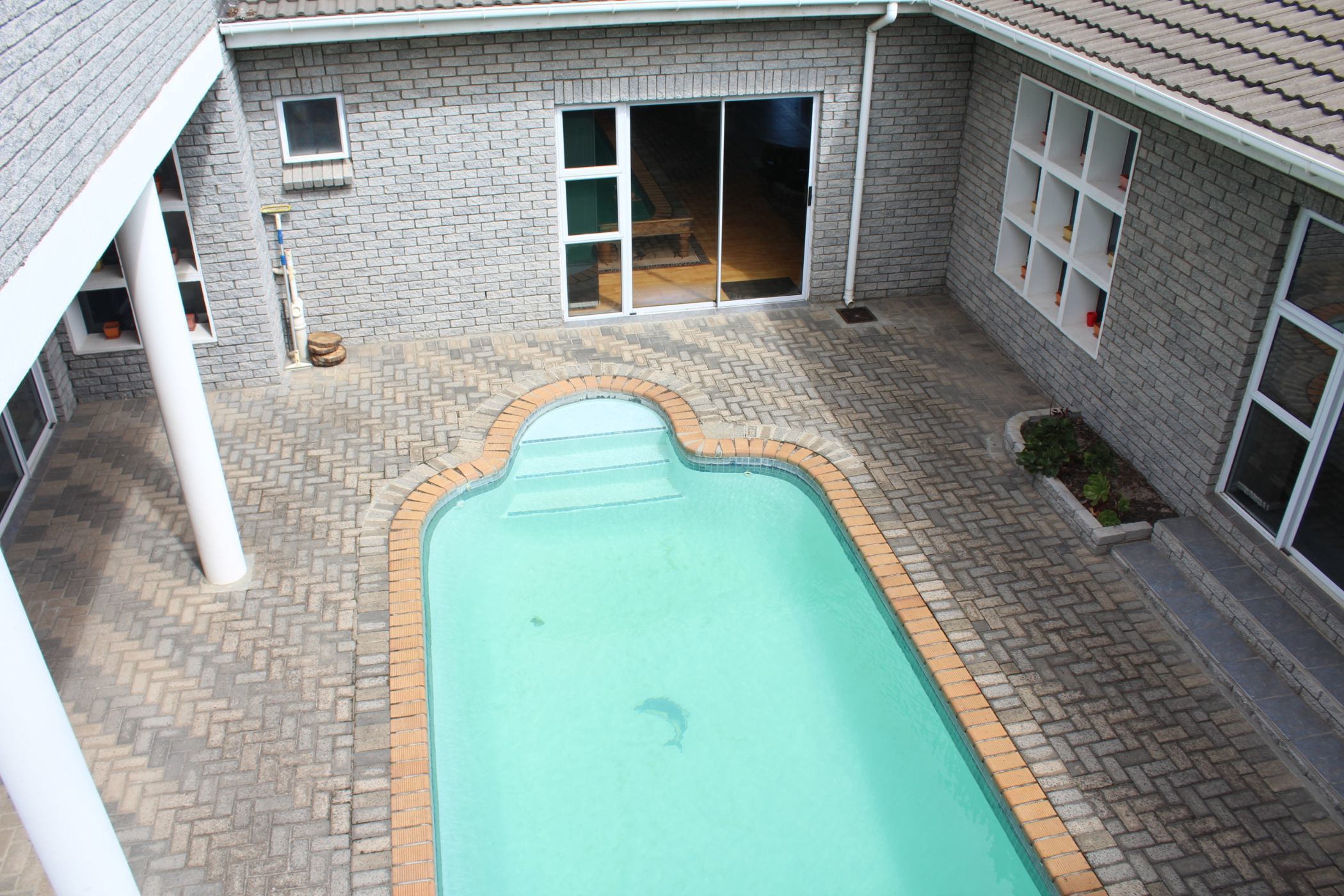 5 Bedroom Doublestorey House For Sale Rouxville (Kuils River