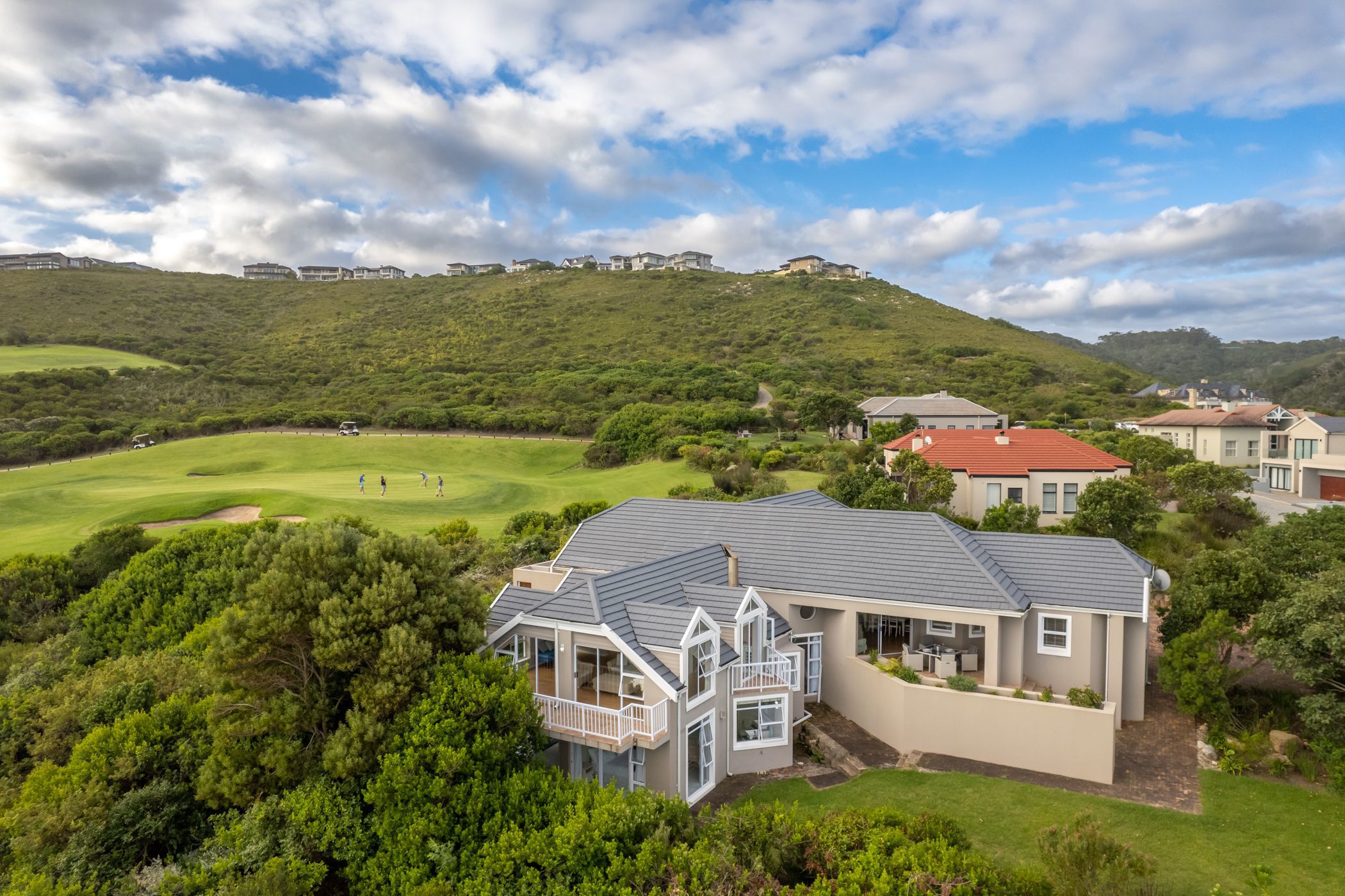 4 Bedroom Doublestorey House For Sale Pezula Golf Estate