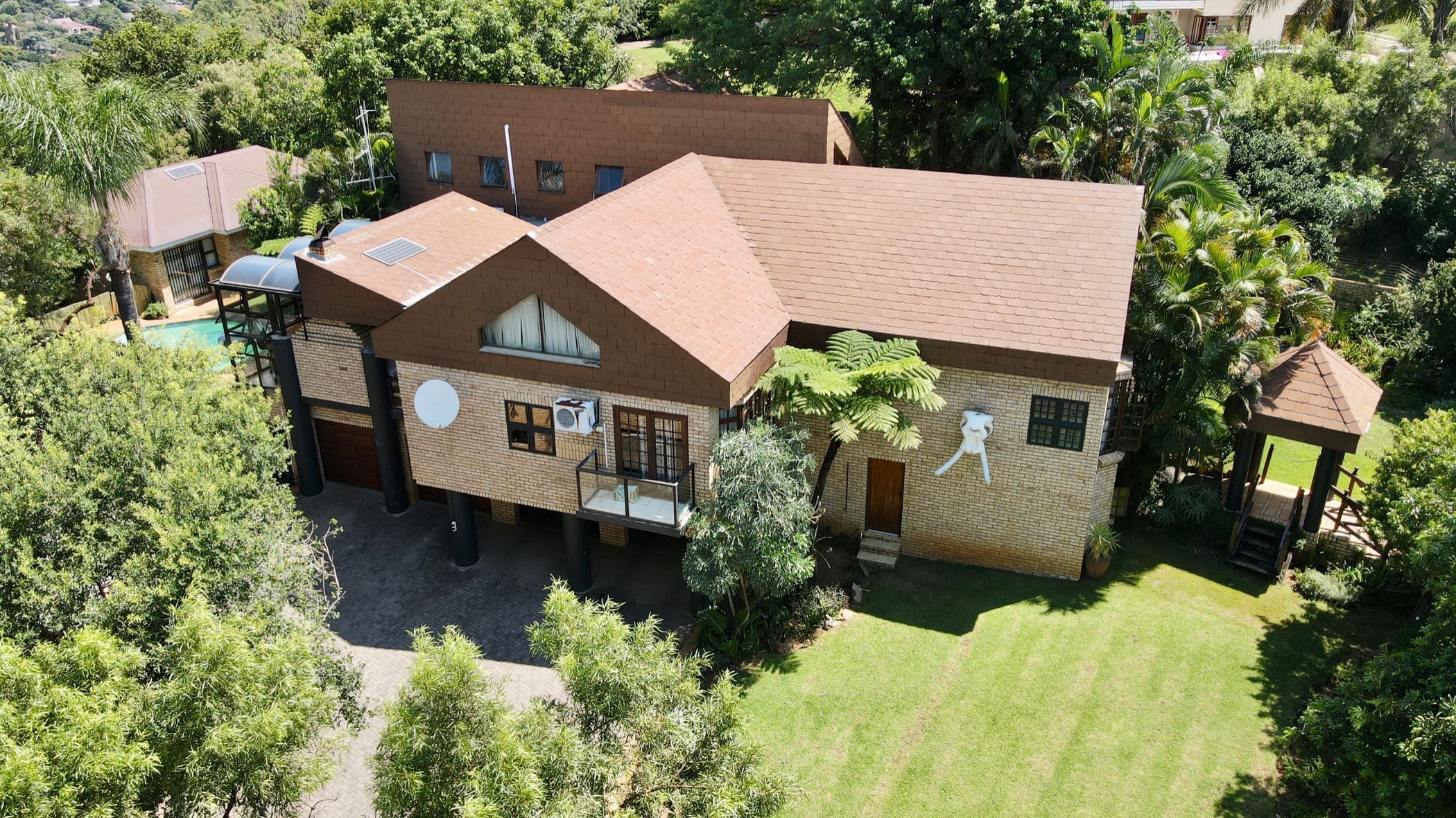 7 bedroom house for sale in Safari Gardens
