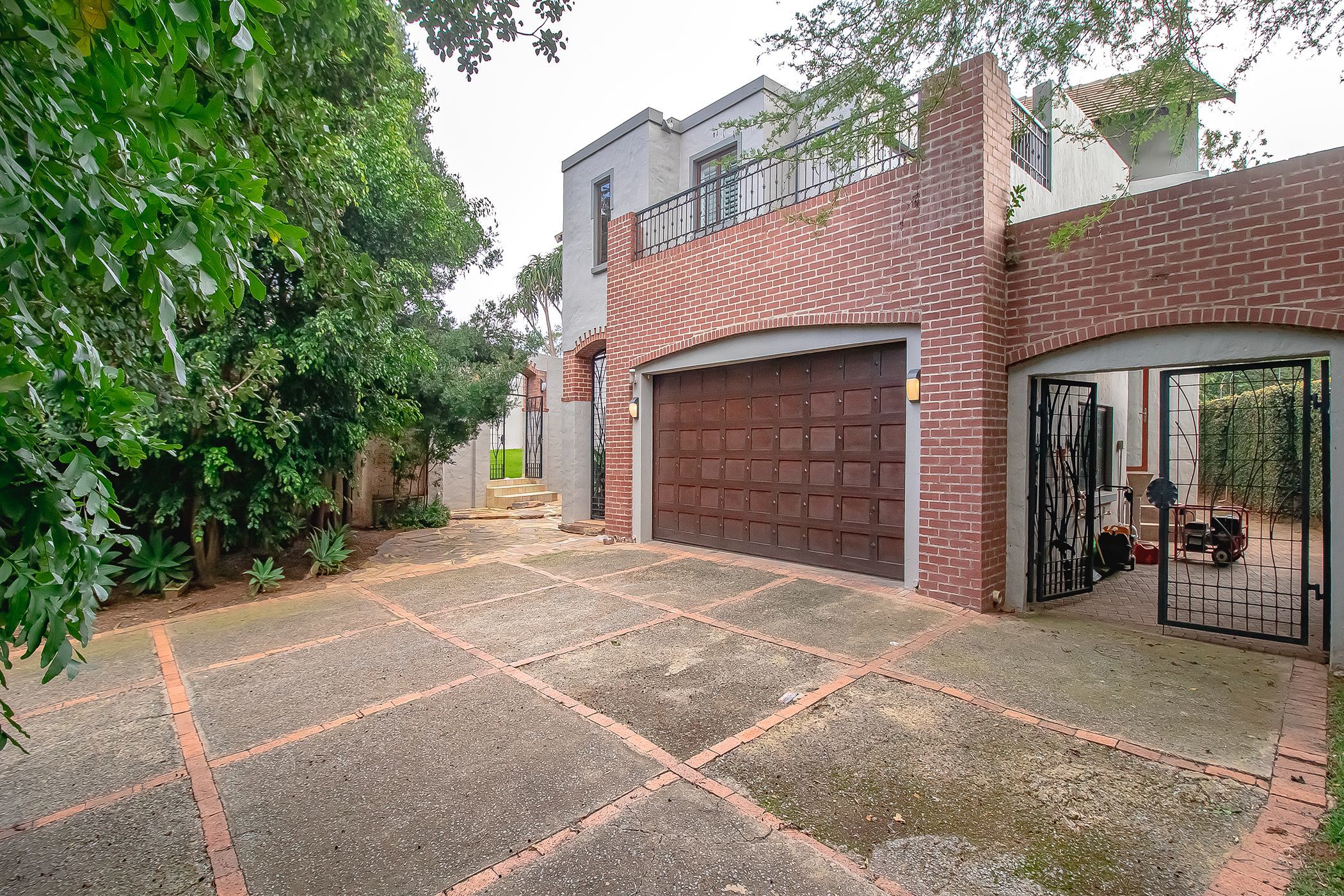 4 Bedroom House For Sale Waterkloof Ridge PT1580343 Pam Golding