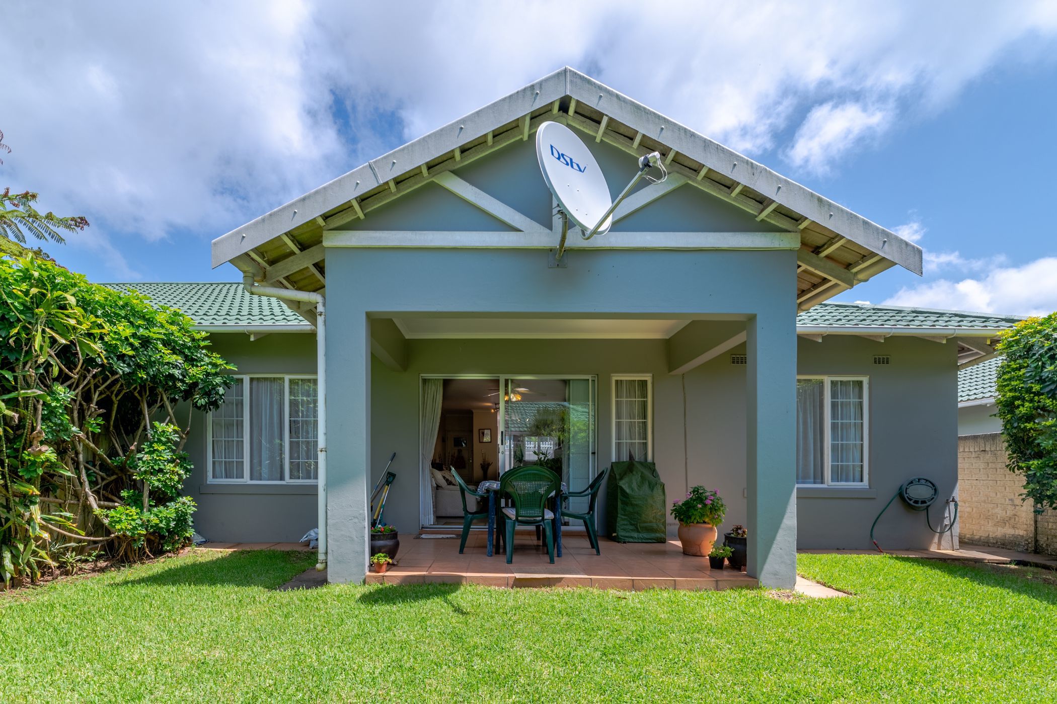 2 Bedroom Townhouse For Sale Somerset Park (uMhlanga) 1ND1605303