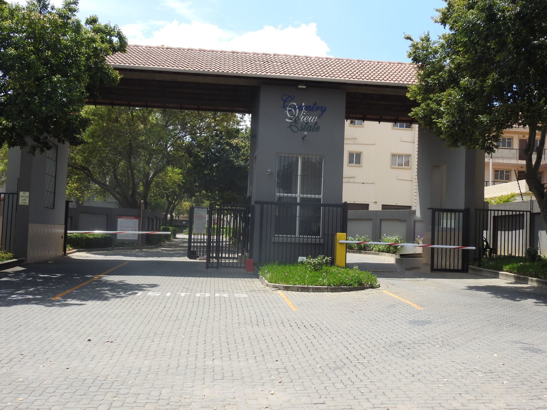 2 Bedroom Apartment For Sale Bank Assisted Sale by ABSA Country