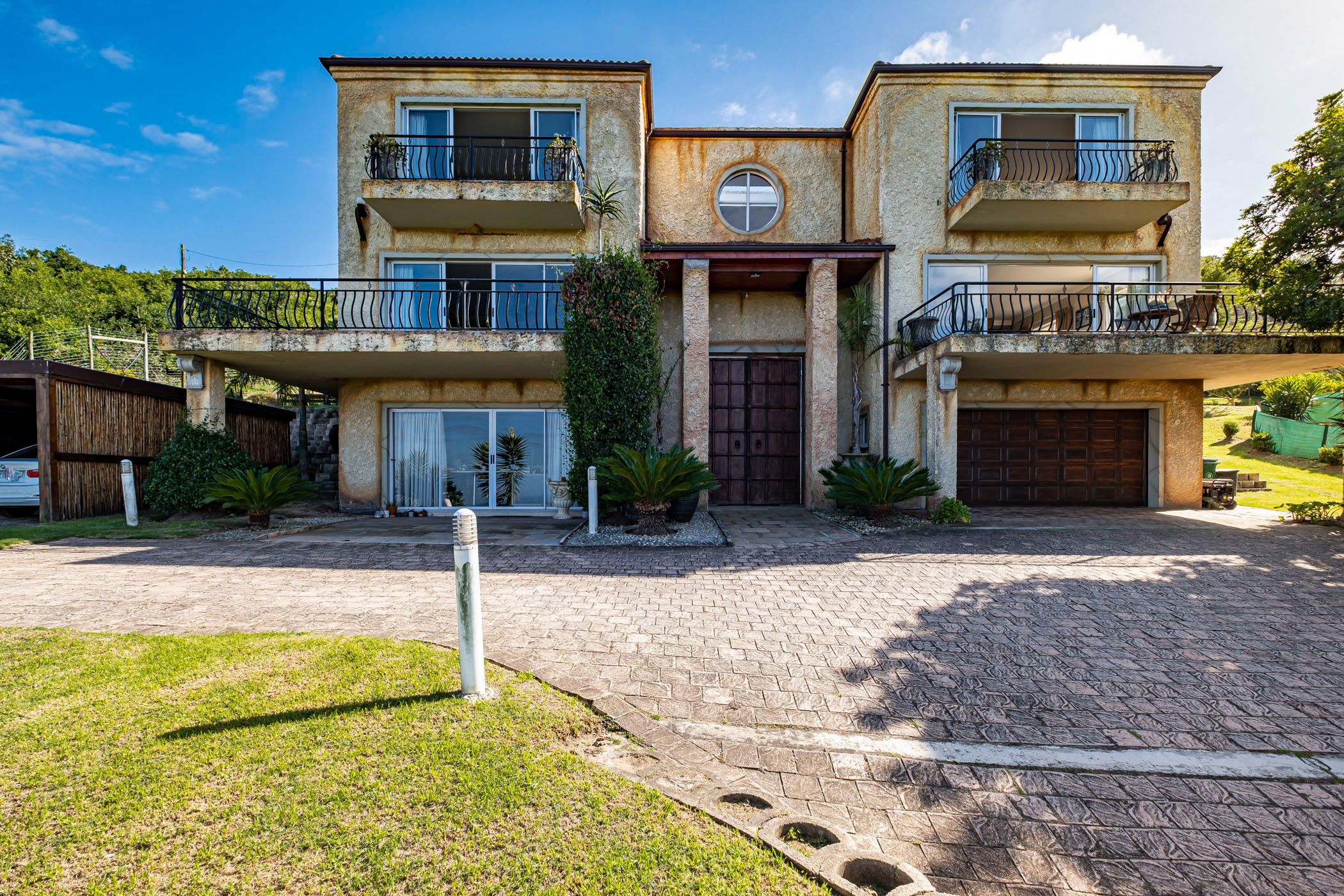 5 Bedroom Multistorey House For Sale Lovemore Park 1PLZ1606040