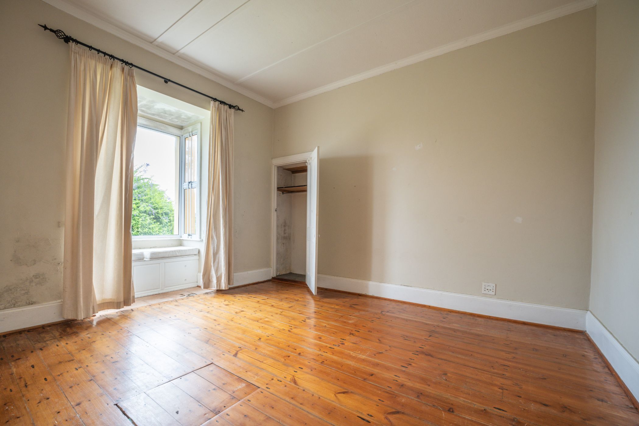 5 Bedroom House For Sale East Bank 1PF1607689 Pam Golding Properties