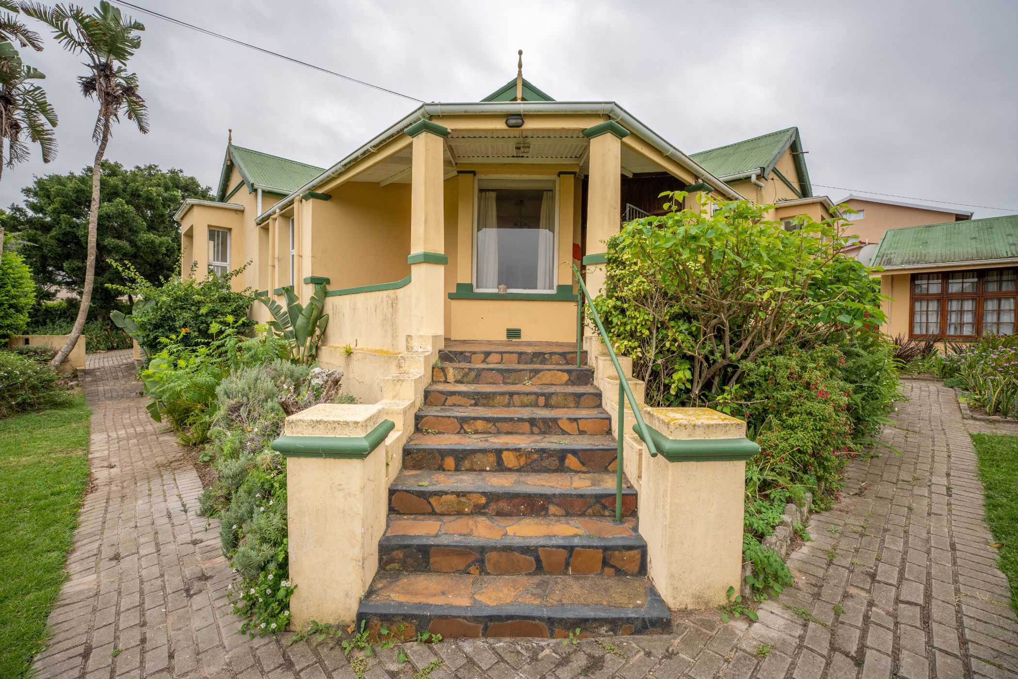 5 Bedroom House For Sale East Bank 1PF1607689 Pam Golding Properties