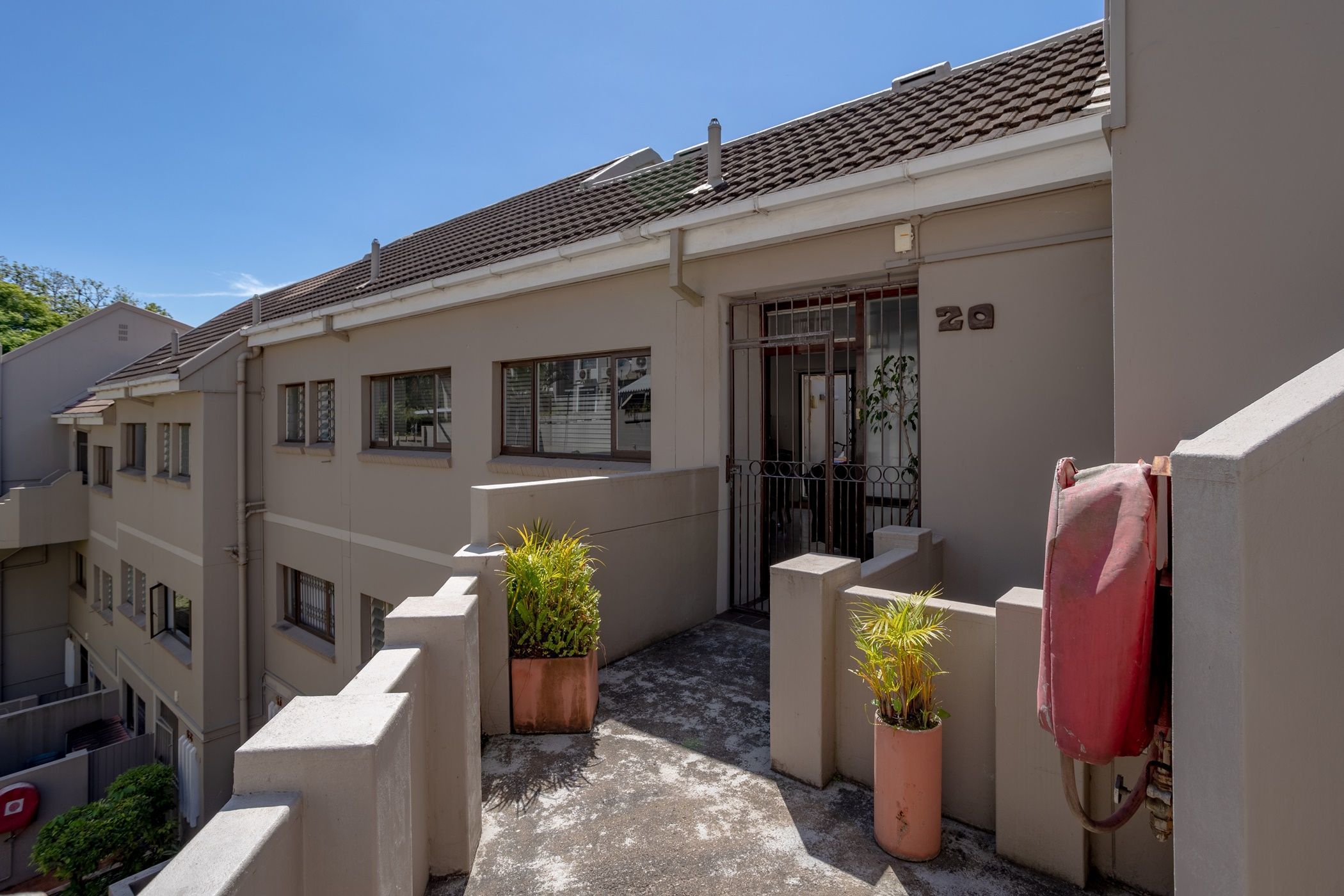 2 Bedroom Apartment For Sale Morningside (Durban) 1DA1606239 Pam Golding Properties
