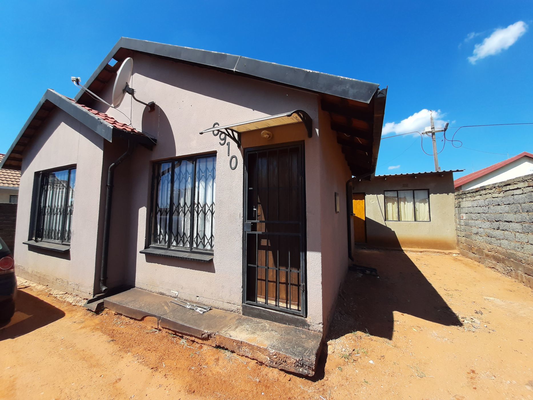 2 Bedroom House For Sale Protea Glen 1RP1605110 Pam Golding