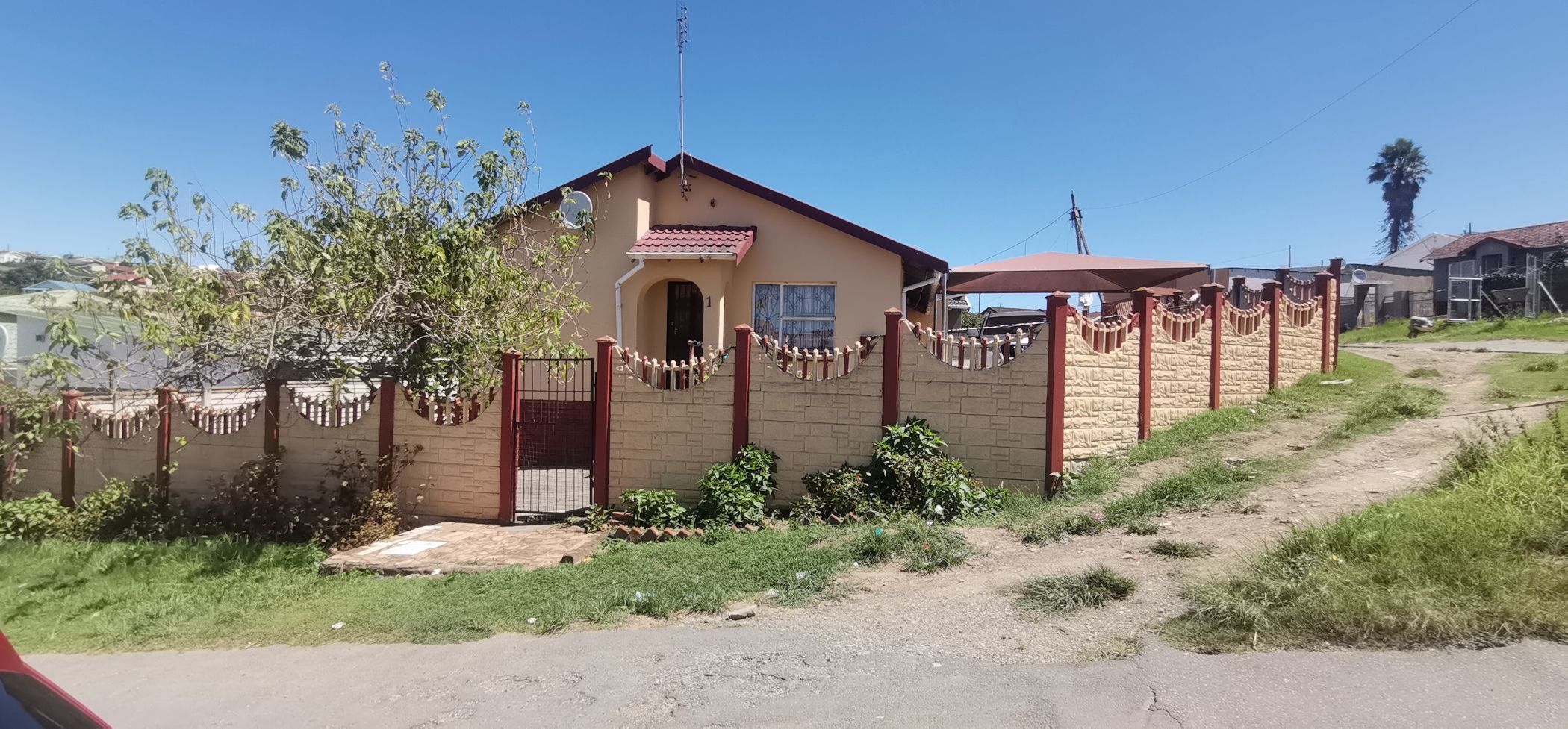 3 Bedroom House For Sale King Williams Town (Qonce) 1MH1605257