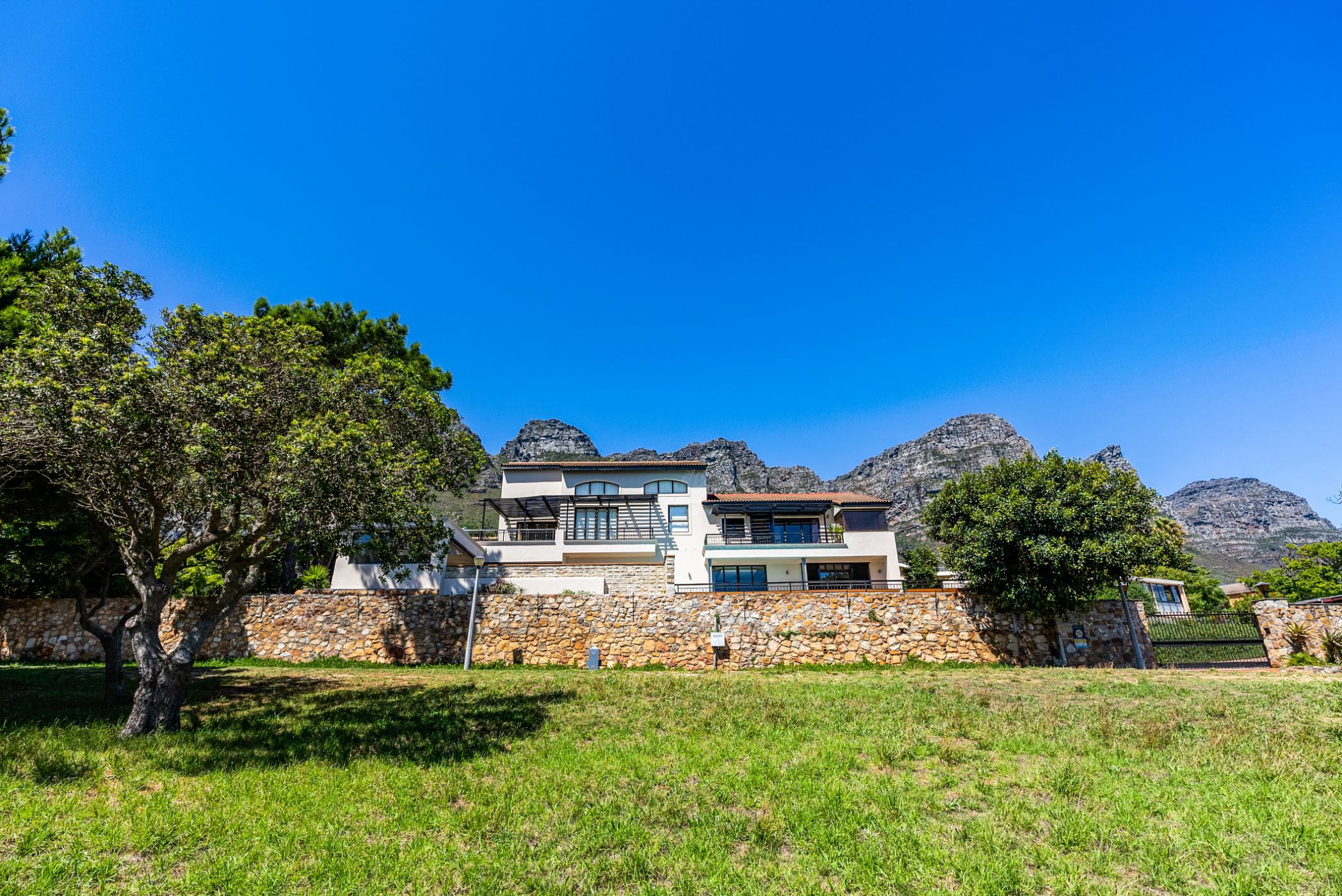 4 Bedroom House For Sale Camps Bay AS1607347 Pam Golding Properties