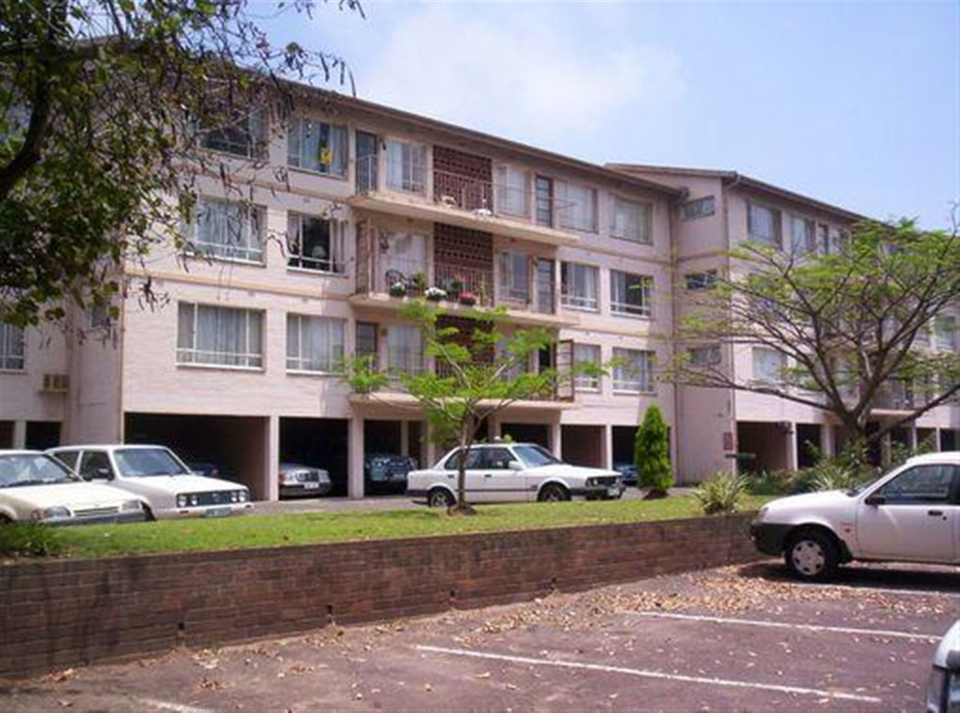 3 Bedroom Apartment For Sale 1PU1607430 Pam Golding