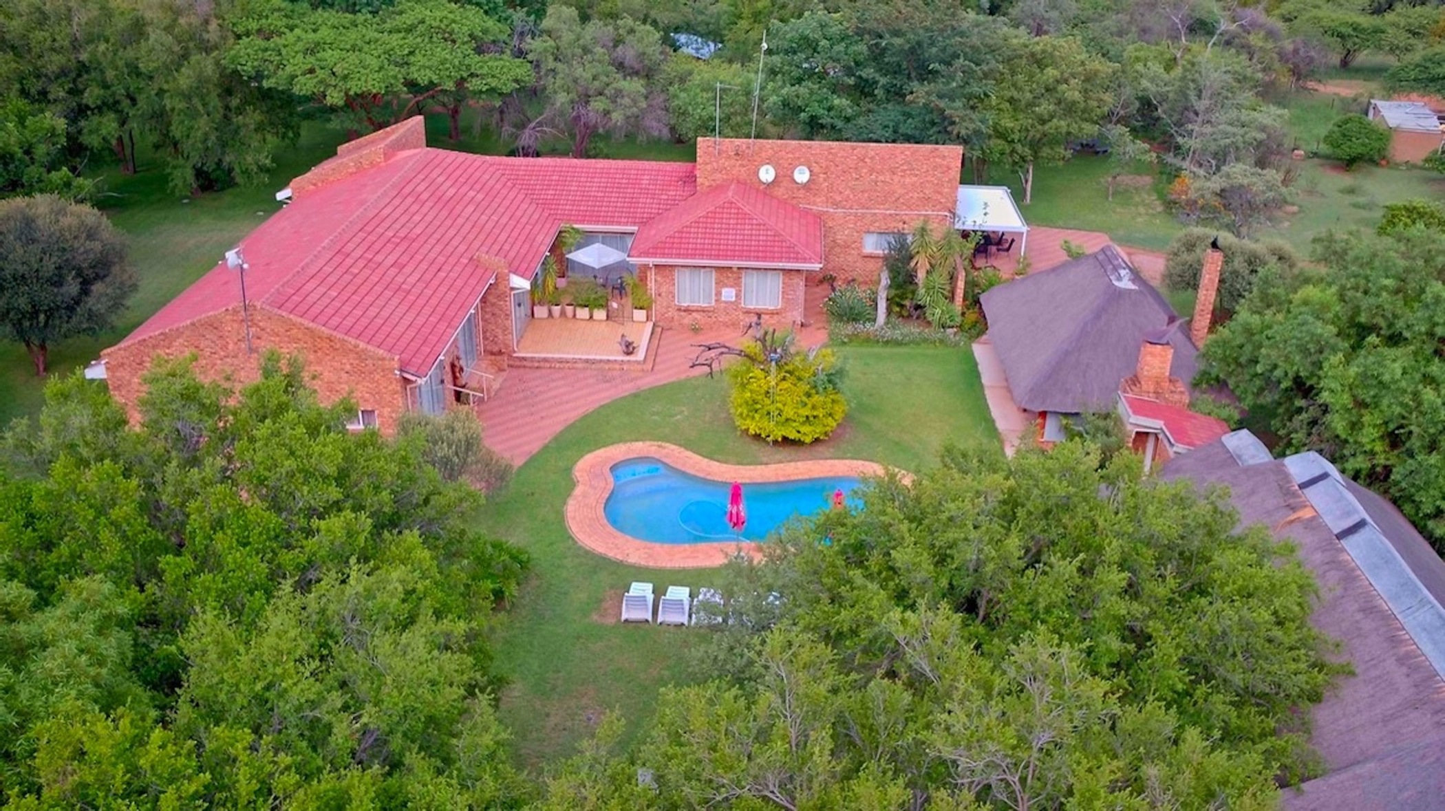 8 Guest Room Game Lodge For Sale Hammanskraal PTM1609694 Pam