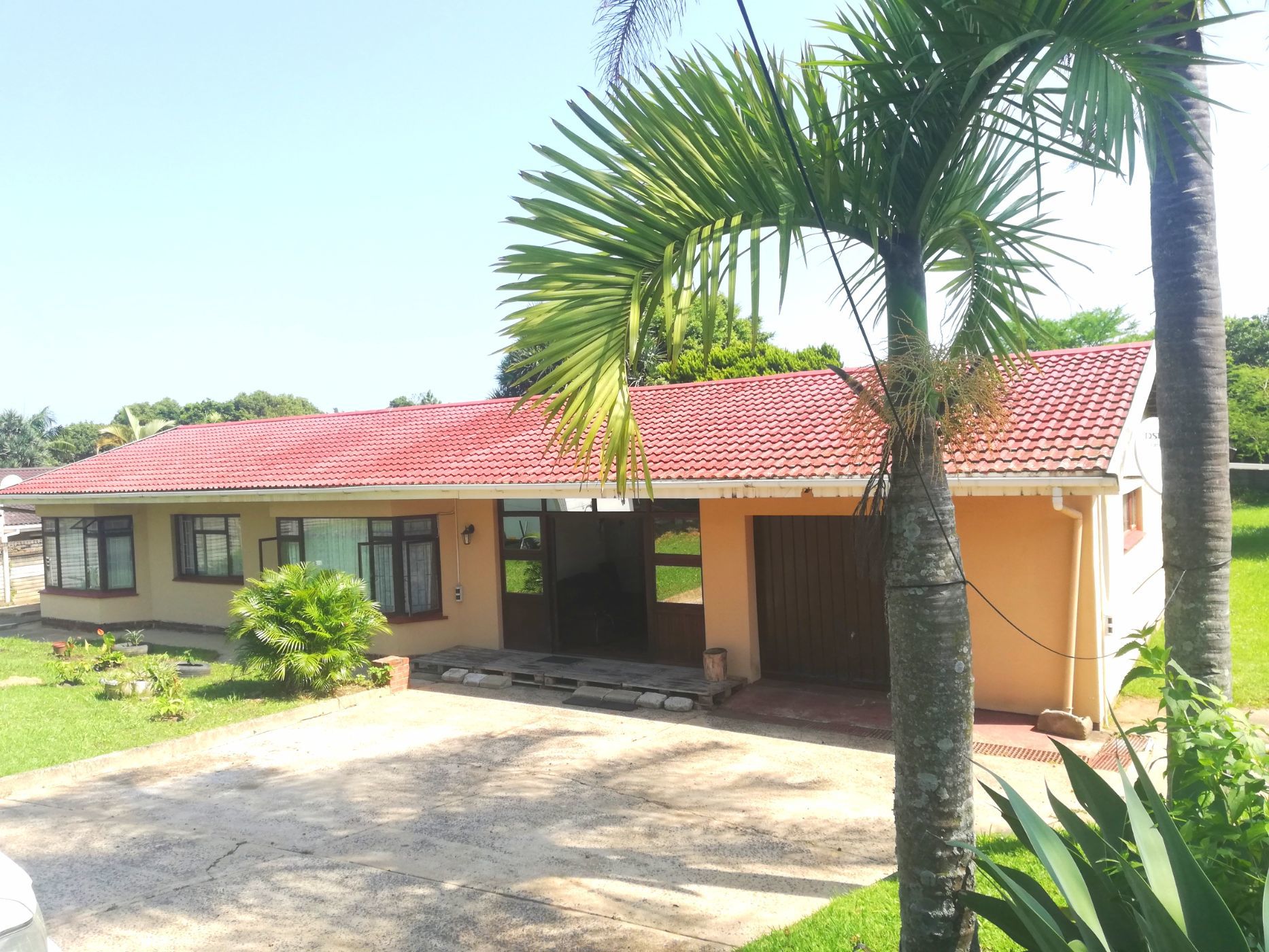 3 Bedroom House For Sale Oslo Beach (Port Shepstone) 1PX1608404