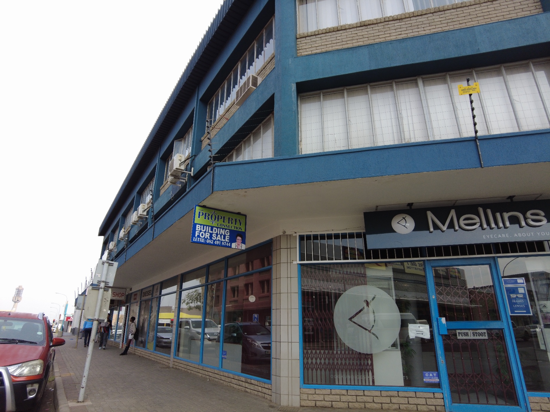 1008 m&sup2; commercial building for sale in Kimberley