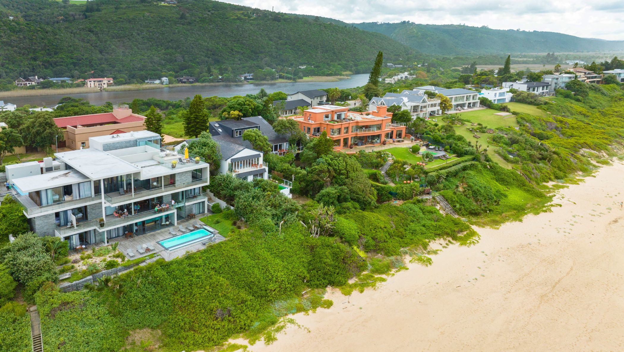 8 Bedroom Beachfront Villa For Sale Wilderness GEO1612644 Pam