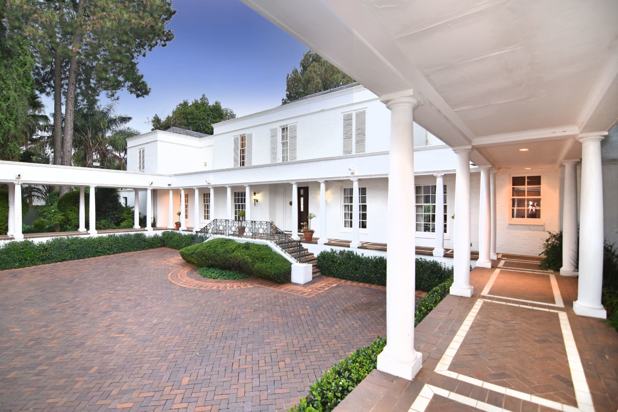 5 Bedroom House For Sale Hyde Park (Sandton) HP1606422 Pam