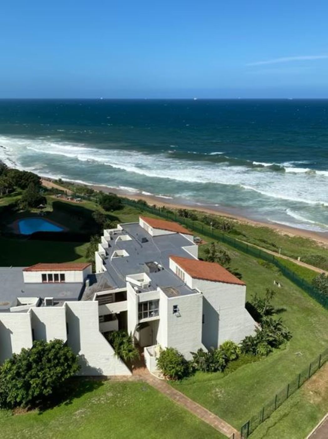 2 Bedroom Apartment To Rent uMhlanga Rocks 1ND1606006 Pam Golding