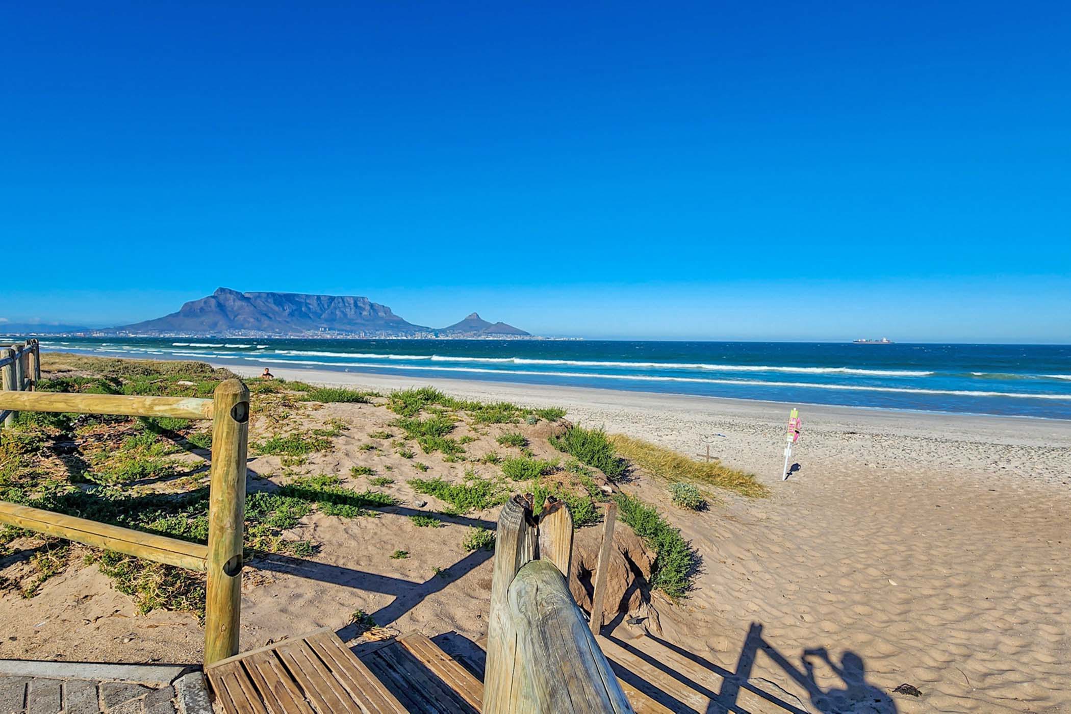 4 Bedroom Doublestorey House For Sale Sunset Beach (Cape Town