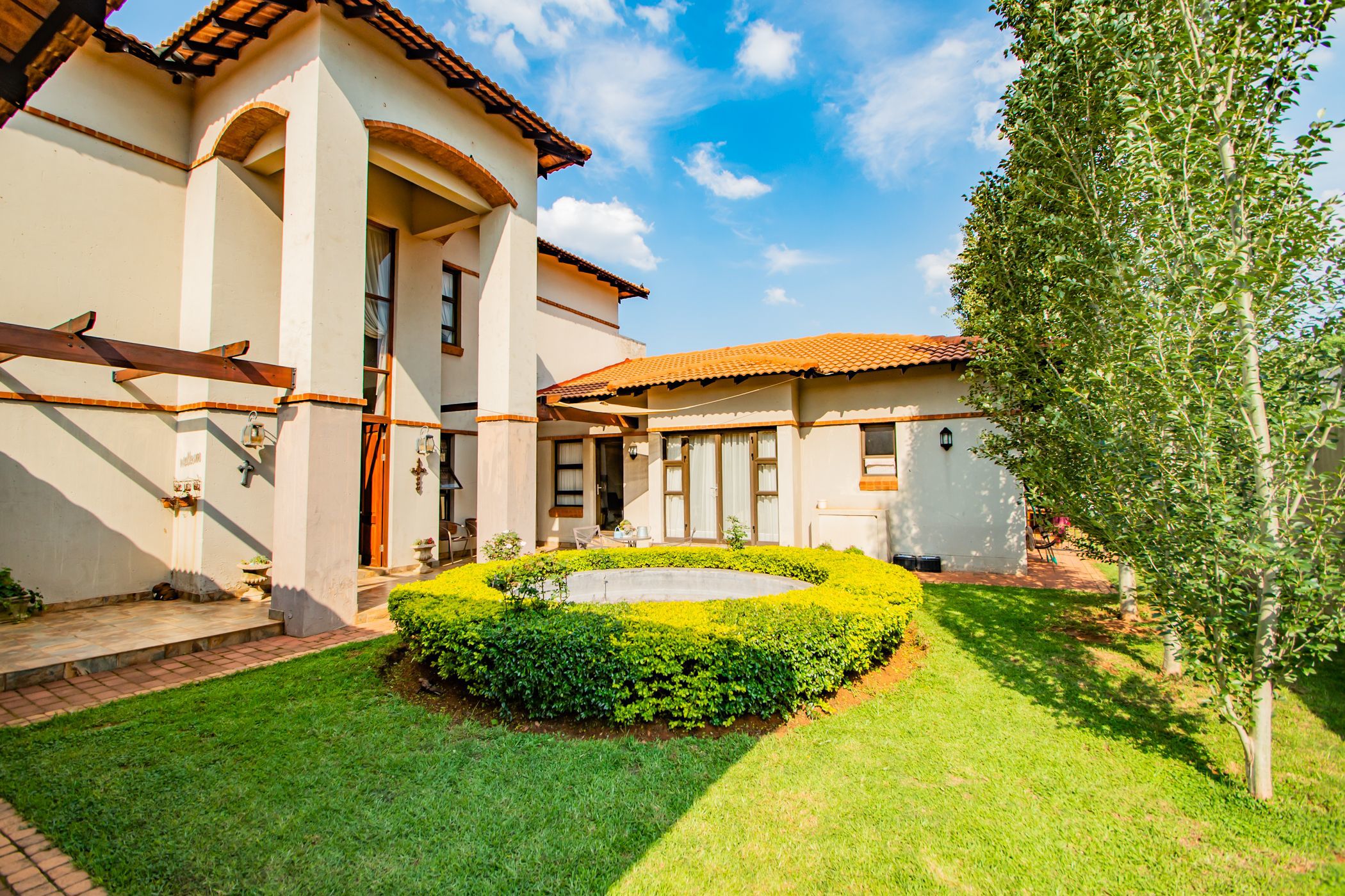 5 Bedroom House For Sale Silver Lakes Golf Estate PT1593929 Pam