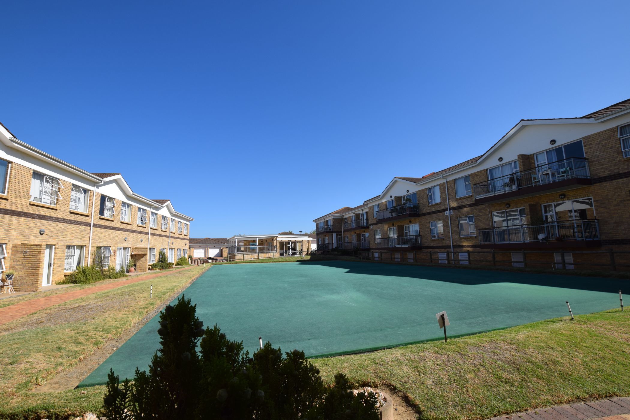 2 Bedroom Retirement Home For Sale Welgelegen (Parow) 1PLA1608518