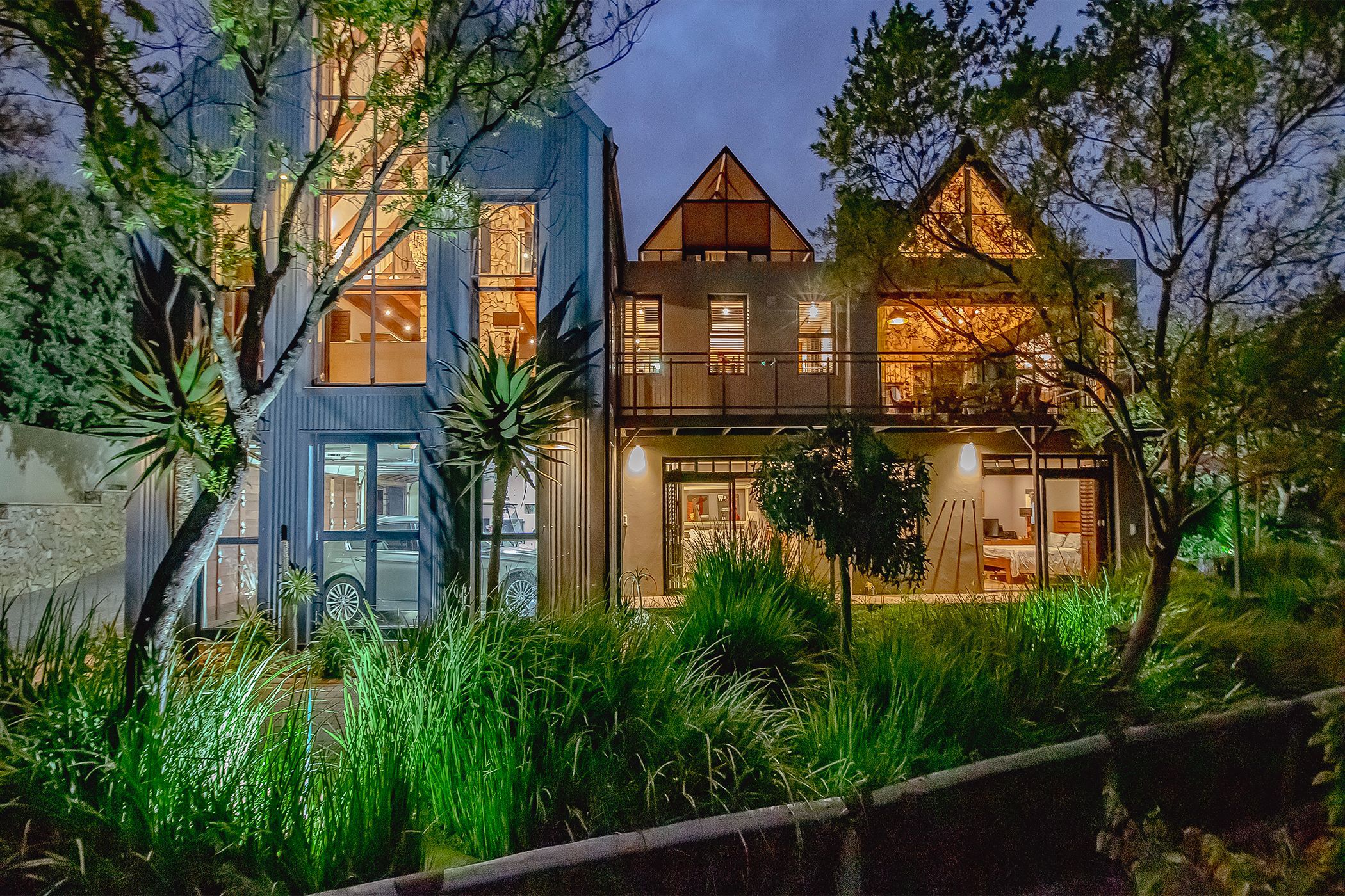 4 Bedroom House For Sale Southdowns Estate CN1605965 Pam Golding