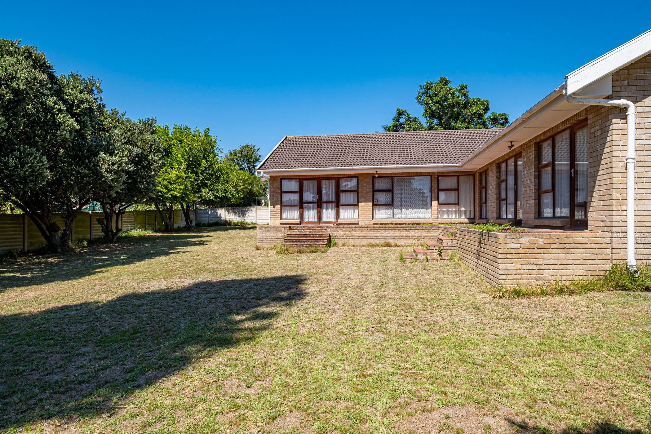 4 Bedroom House For Sale Walmer Heights 1PLZ1607908 Pam Golding Properties